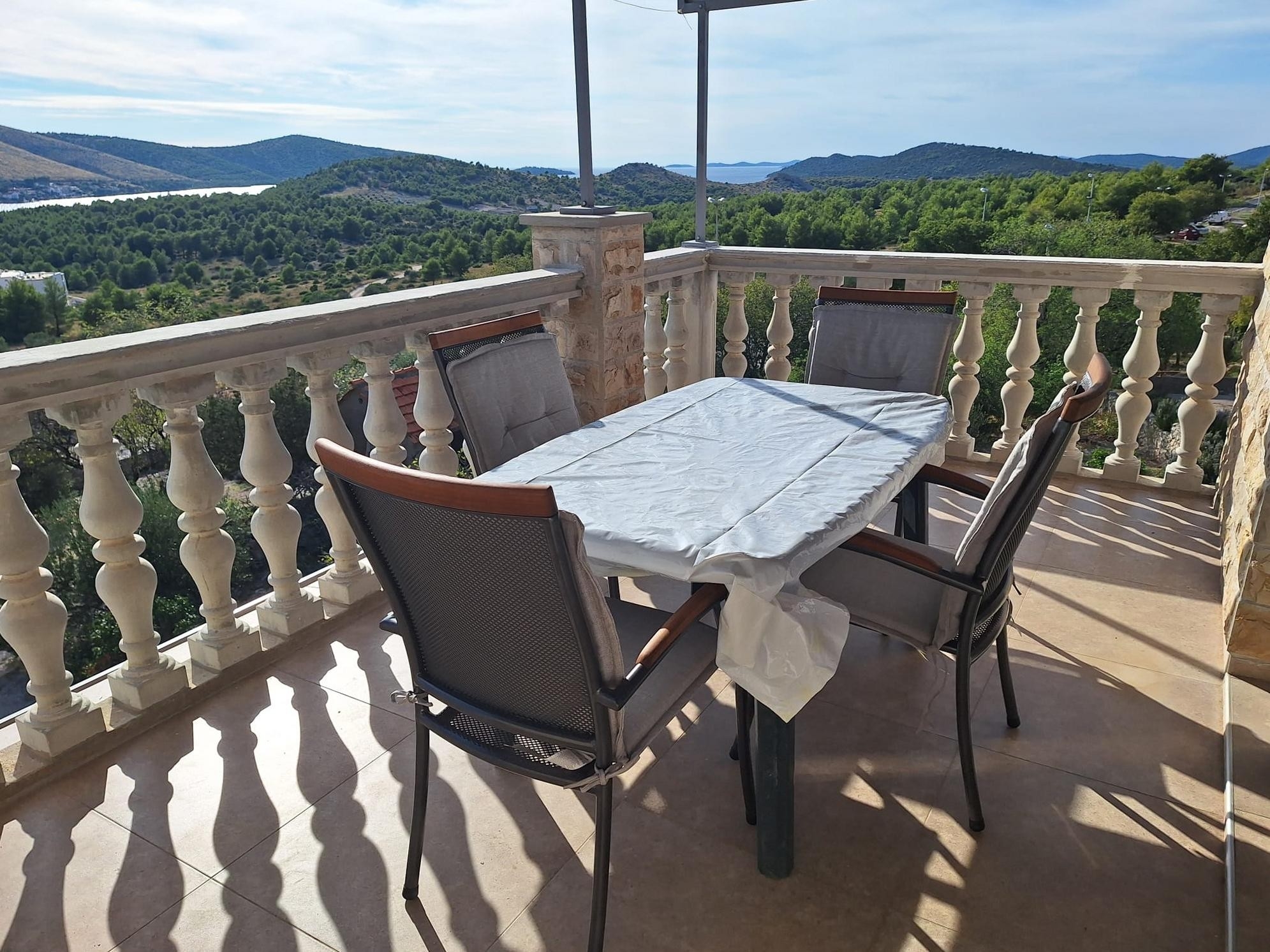 Two bedroom apartment with terrace and sea view Grebaštica, Šibenik (A-24934-b) Two bedroom apartment with terrace and sea view Grebaštica, Šibenik (A-24934-b)