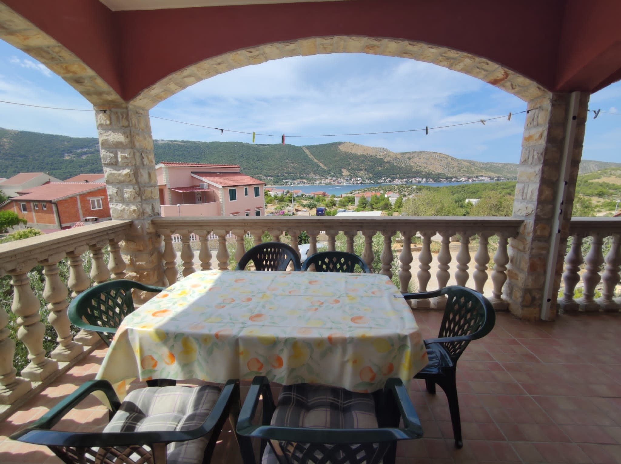 Two bedroom apartment with terrace and sea view Grebaštica, Šibenik (A-24934-d)