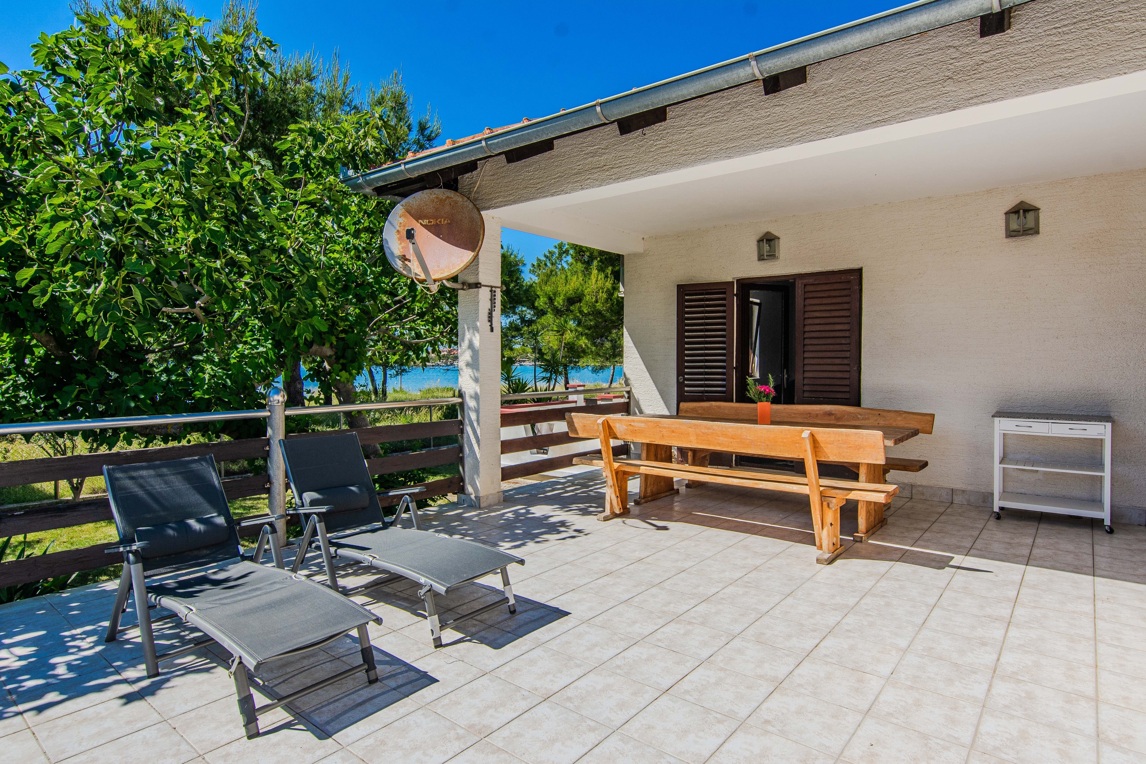 Three bedroom house near beach Privlaka, Zadar (K-24940)