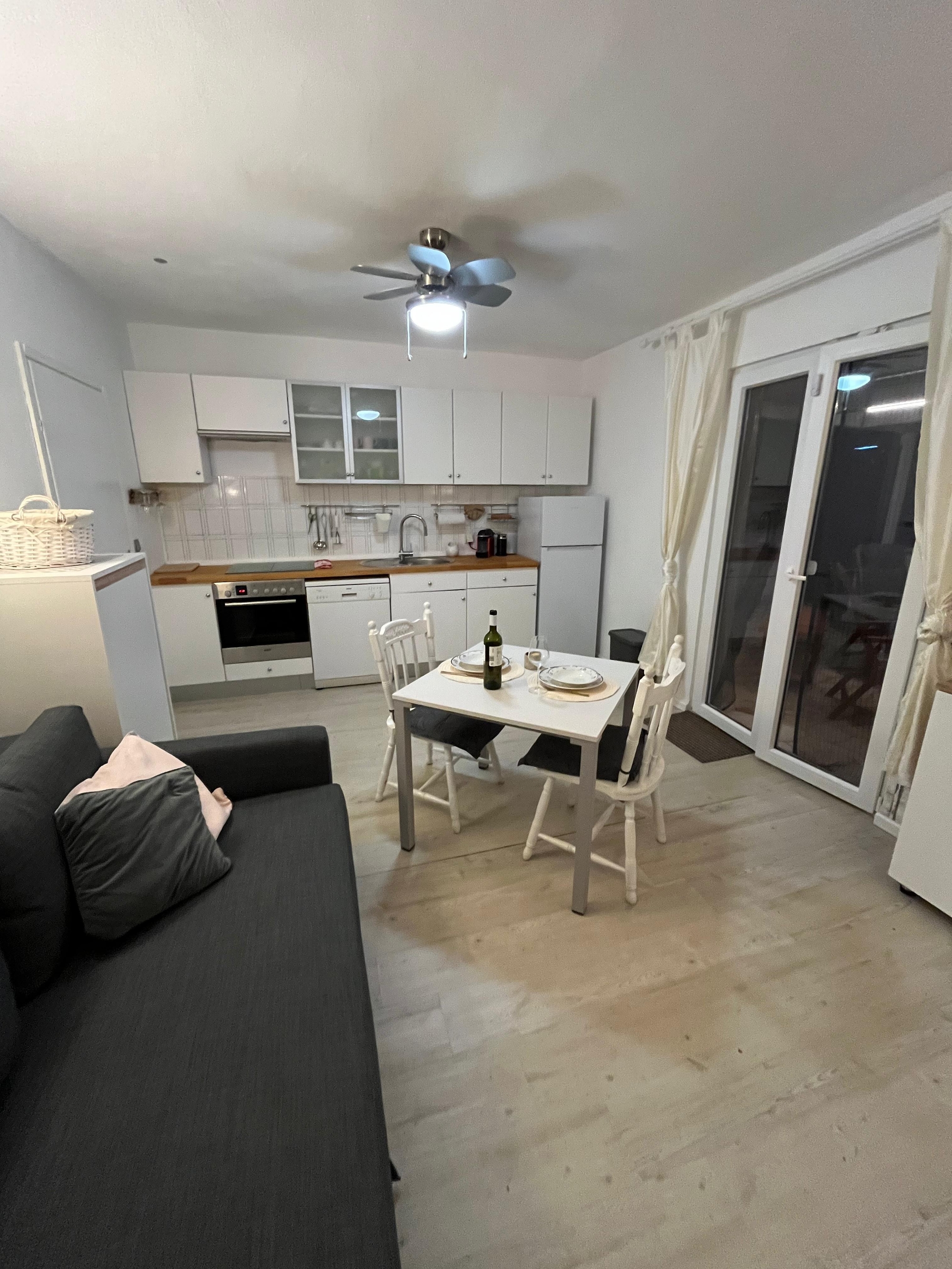 Studio flat with terrace Povljana, Pag (AS-24948-a)