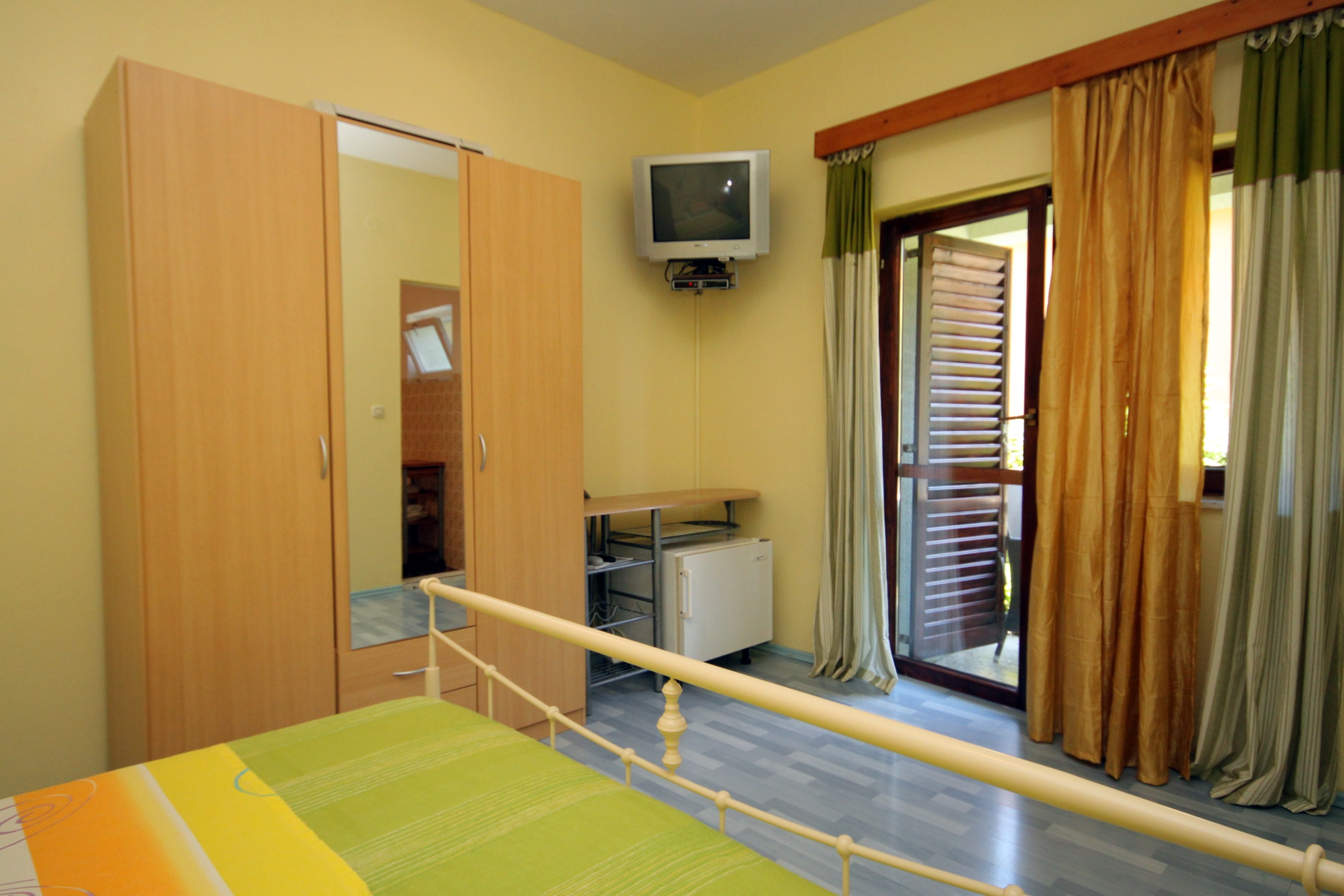 Room with balcony Mali Lošinj, Lošinj  S-g