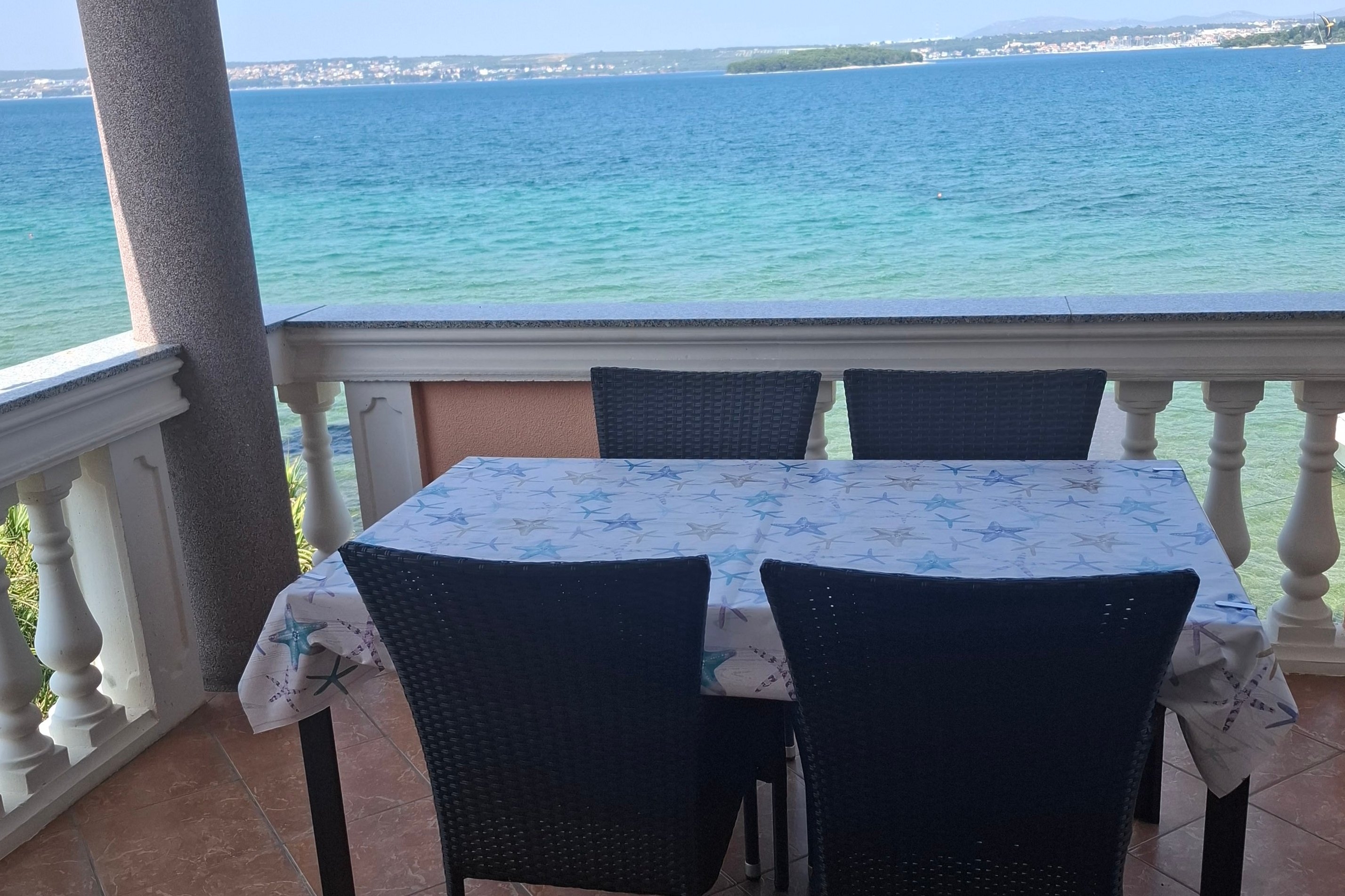 Appartement dune chambre prés de la plage Tkon, Pasman (A-24955-b)