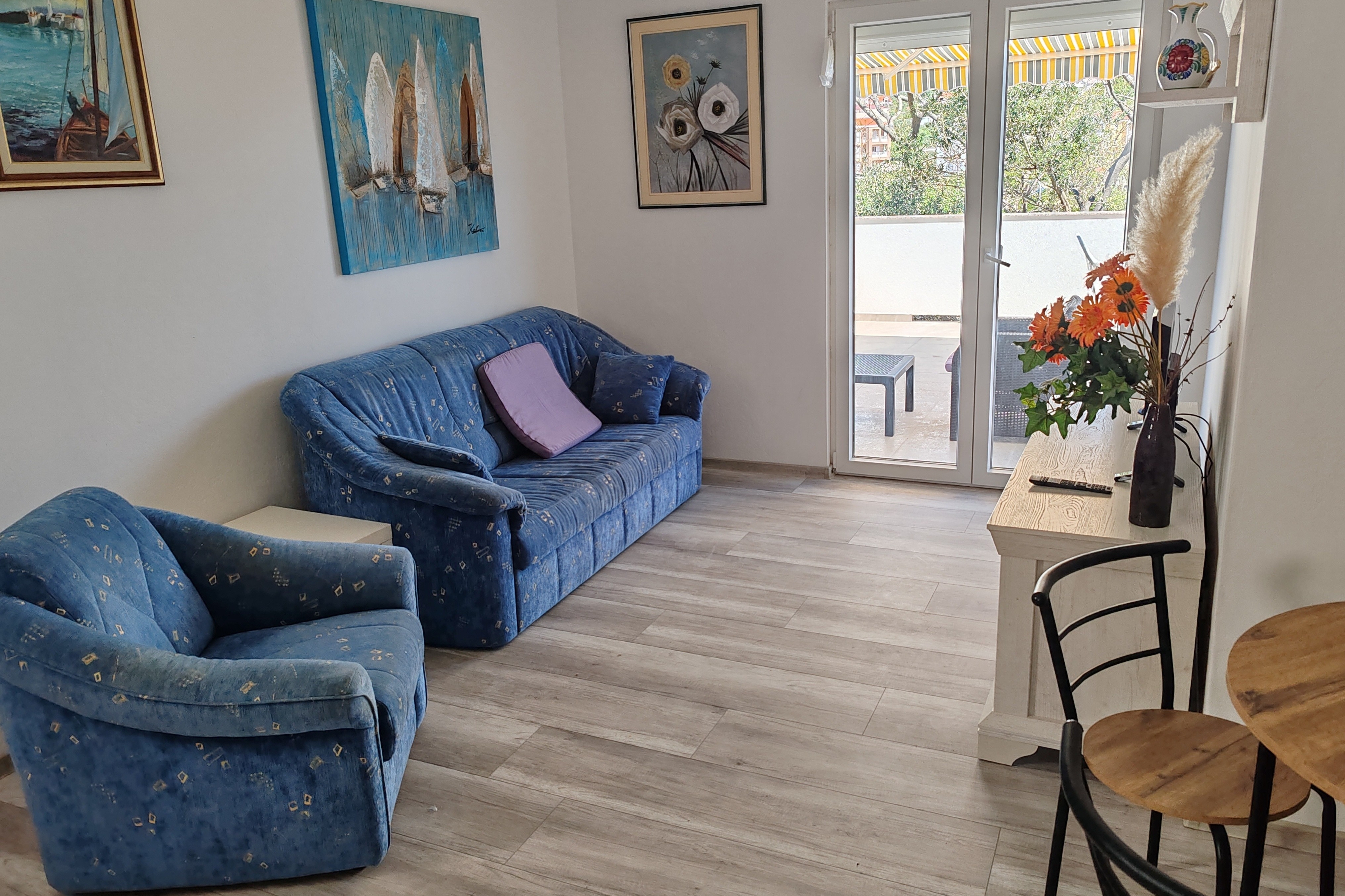 One bedroom apartment with terrace and sea view Banjol (Rab) (A-24964-a) One bedroom apartment with terrace and sea view Banjol (Rab) (A-24964-a)