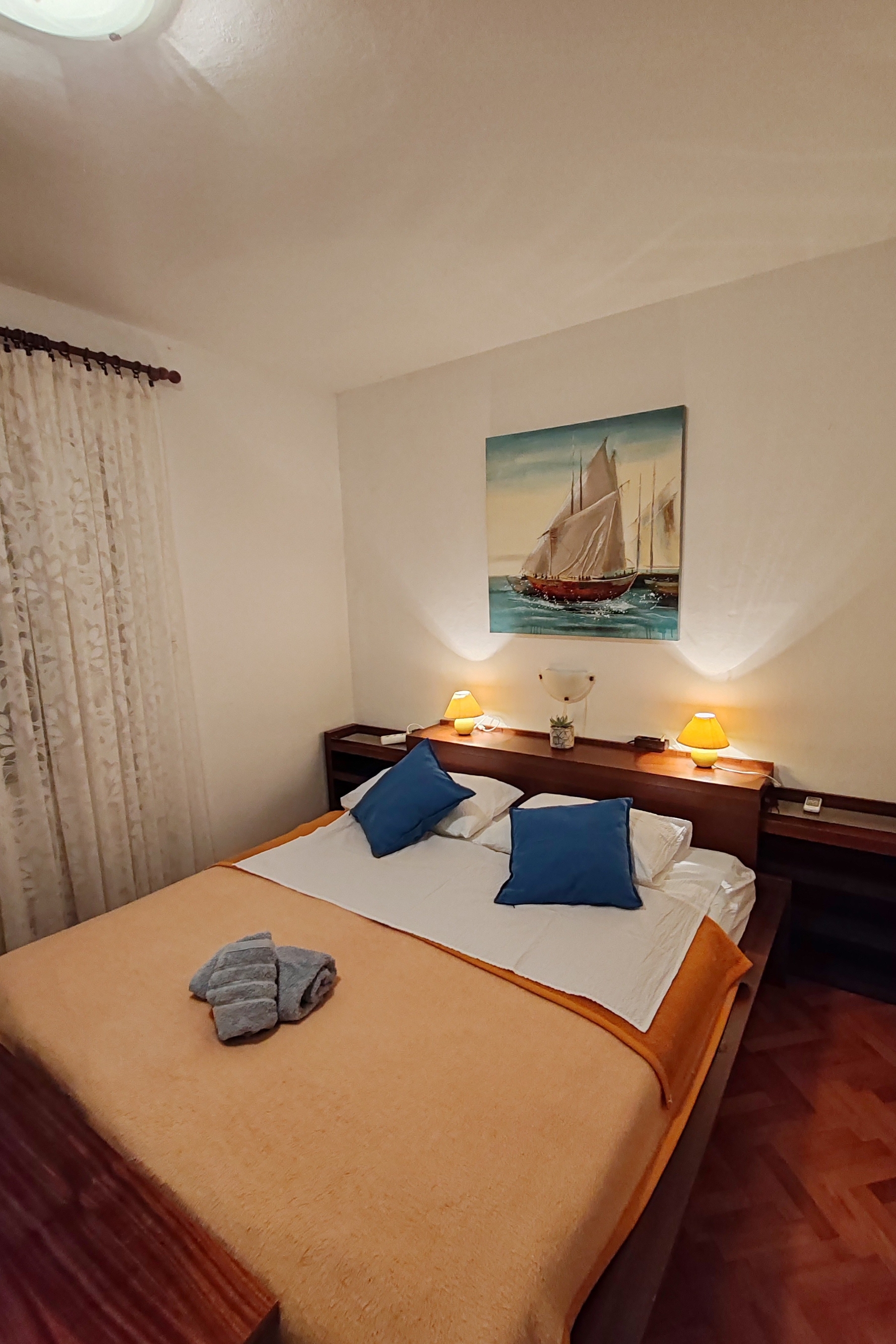 Room with balcony and sea view Banjol (Rab) (S-24964-a) Room with balcony and sea view Banjol (Rab) (S-24964-a)