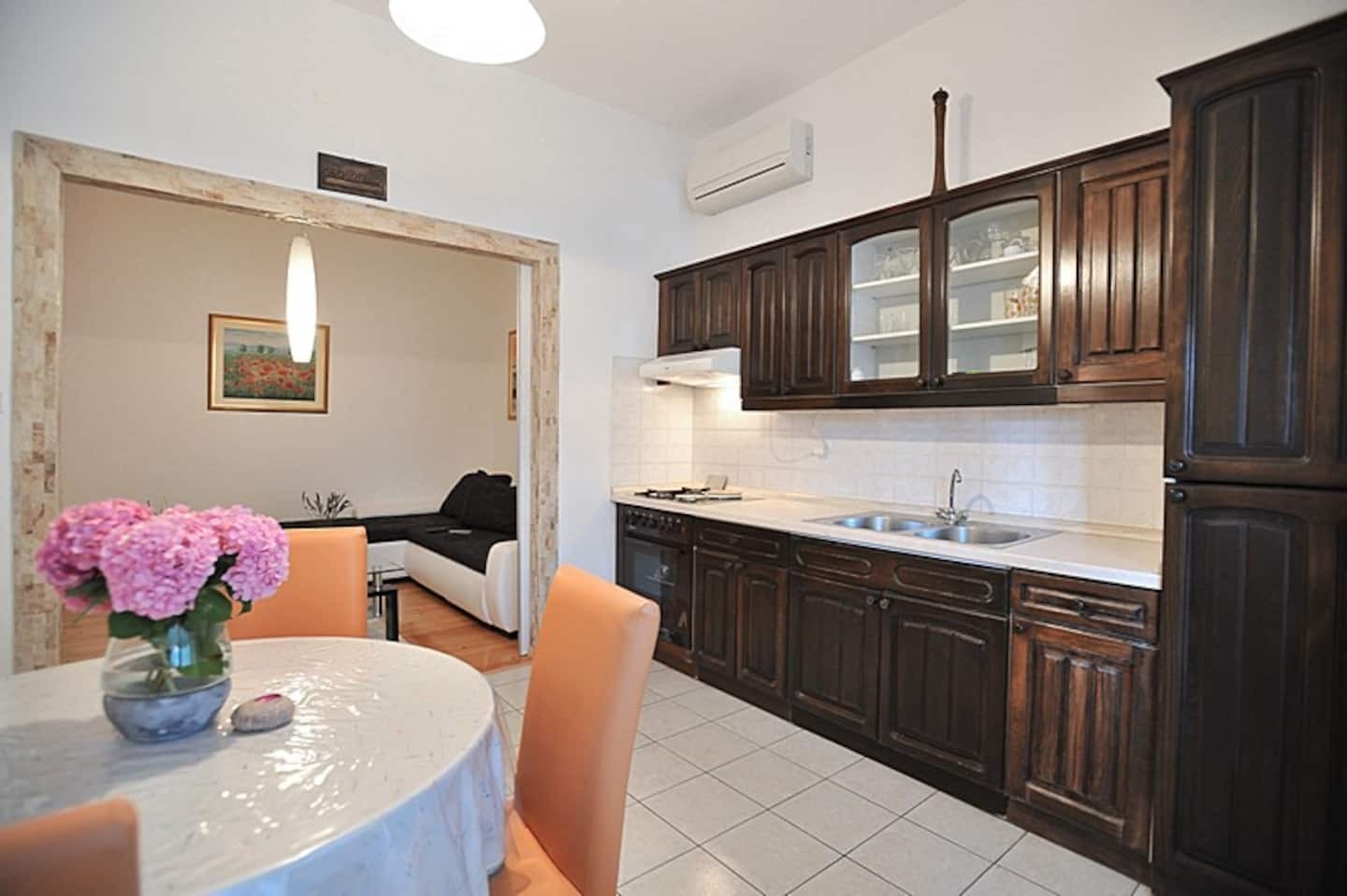 Top Ugljan Poljana Top Ugljan Poljana