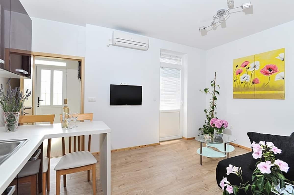 Top Ugljan Poljana Top Ugljan Poljana