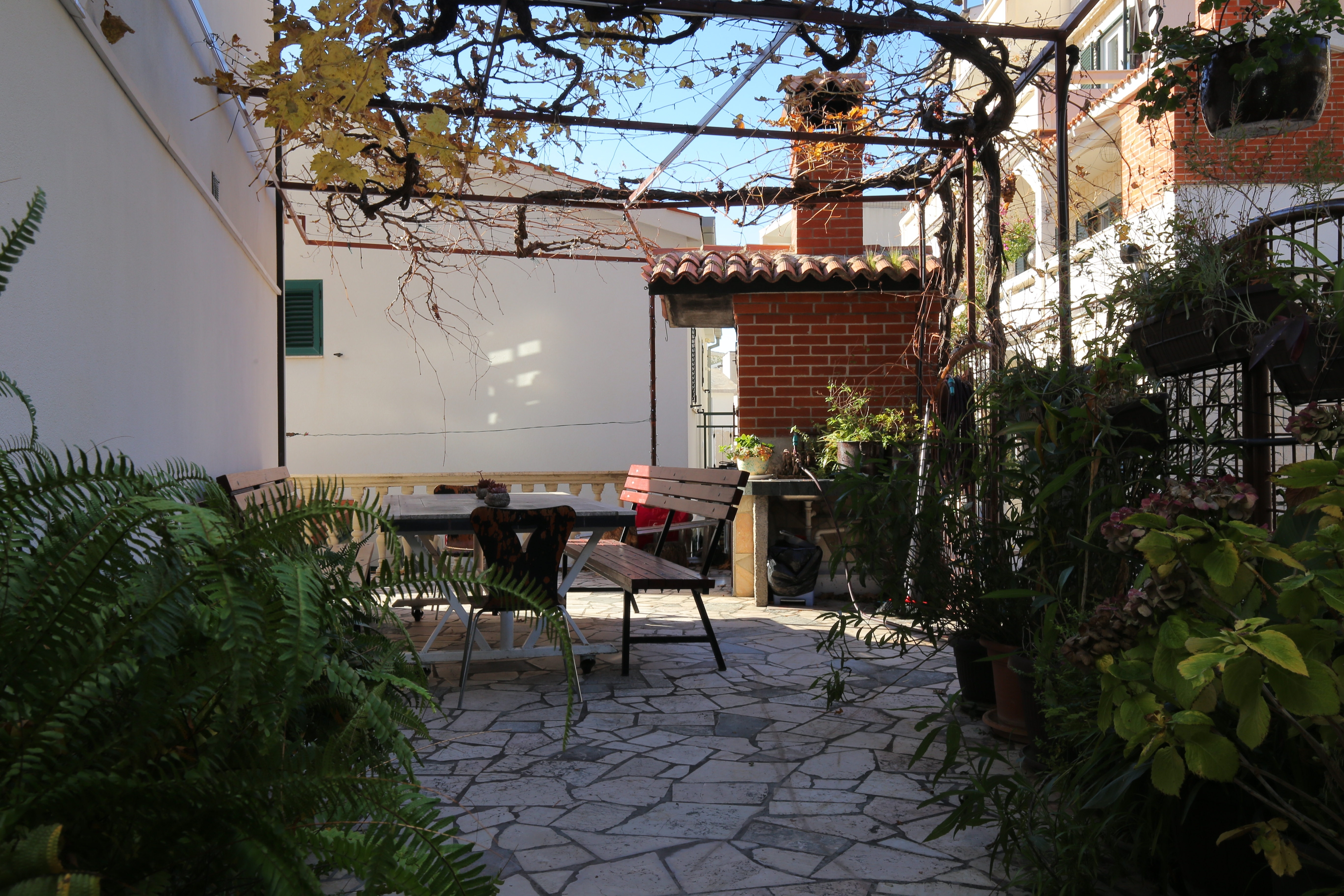 Three bedroom apartment with balcony and sea view Duće, Omiš (A-24975-a) Three bedroom apartment with balcony and sea view Duće, Omiš (A-24975-a)