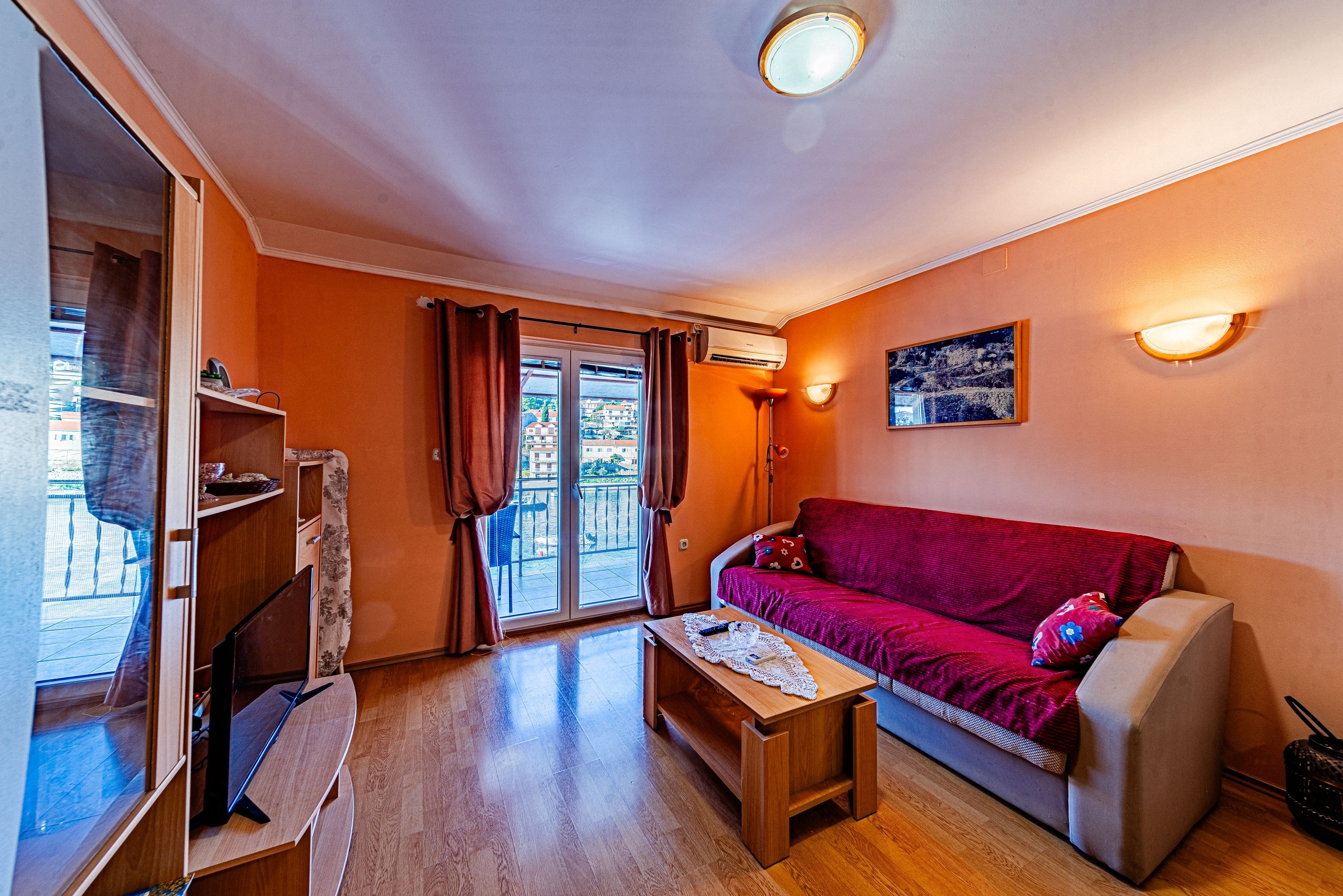 Two bedroom apartment near beach Brna, Korčula (A-24978-a)