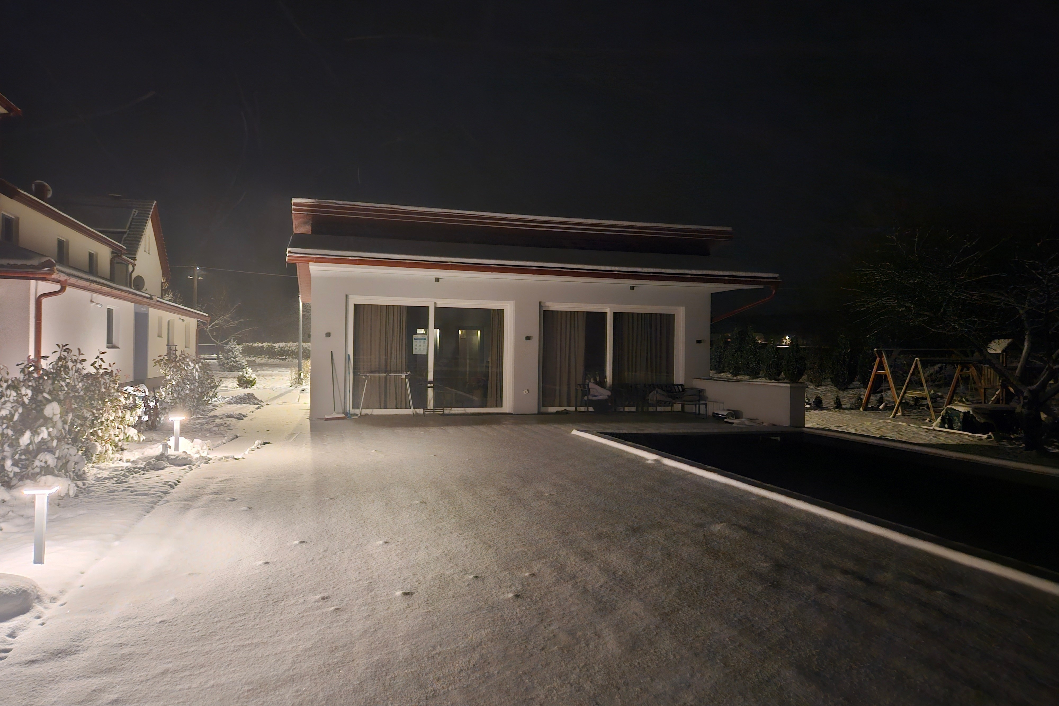 Two bedroom apartment (pet friendly) Otočac, Velebit (A-24987-c)