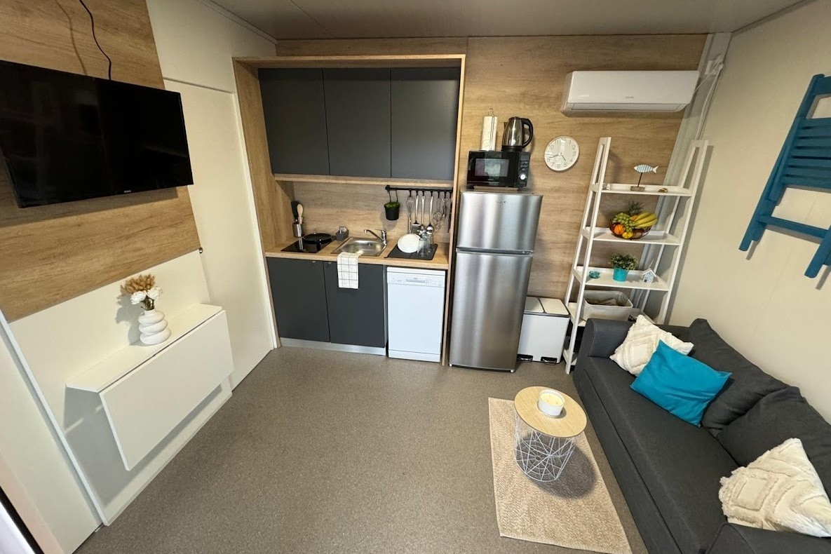 Two bedroom apartment with air-conditioning Turanj, Biograd (A-25010-b)