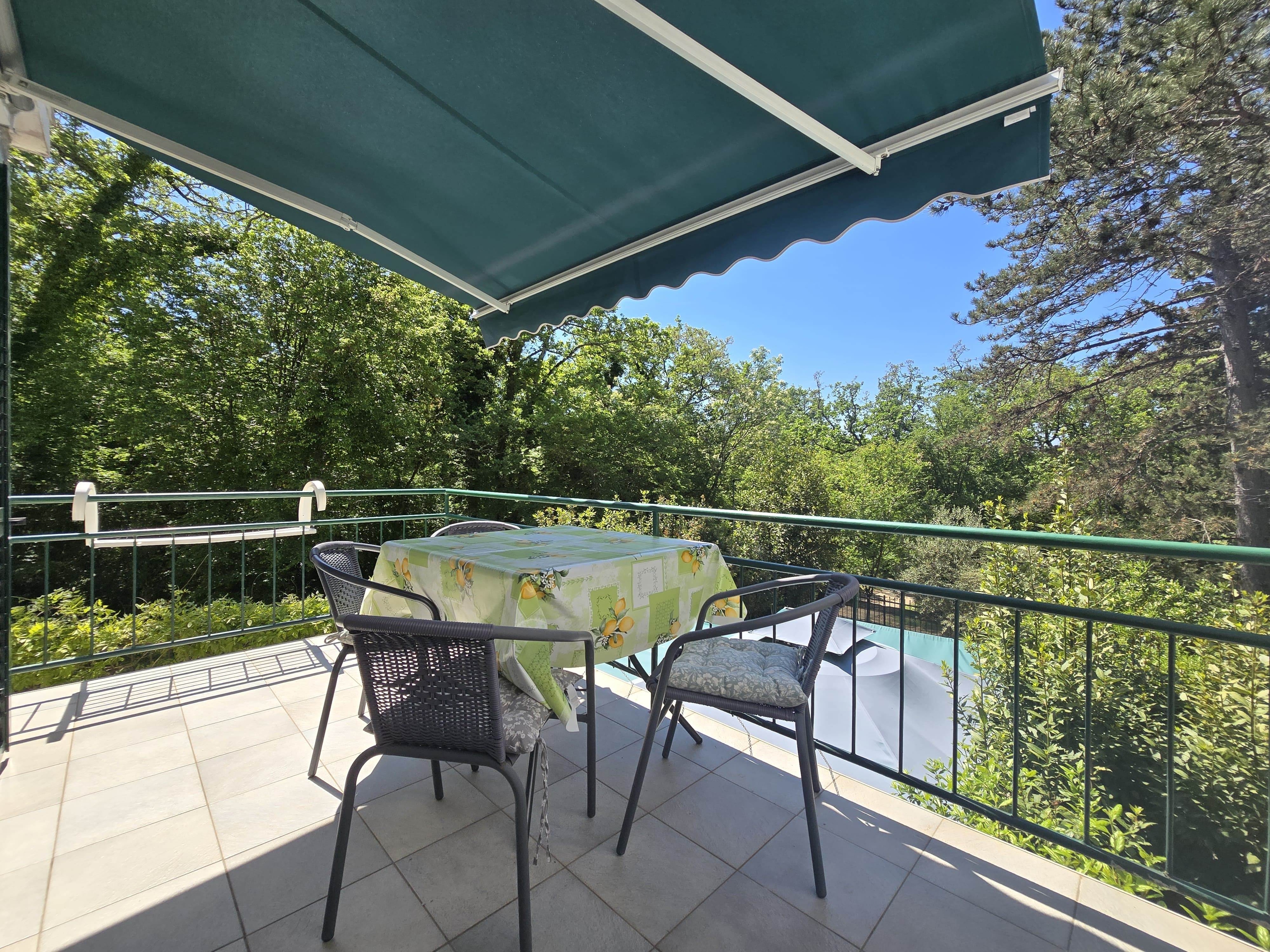 Two bedroom apartment with terrace Njivice (Krk) (A-25017-a) Two bedroom apartment with terrace Njivice (Krk) (A-25017-a)