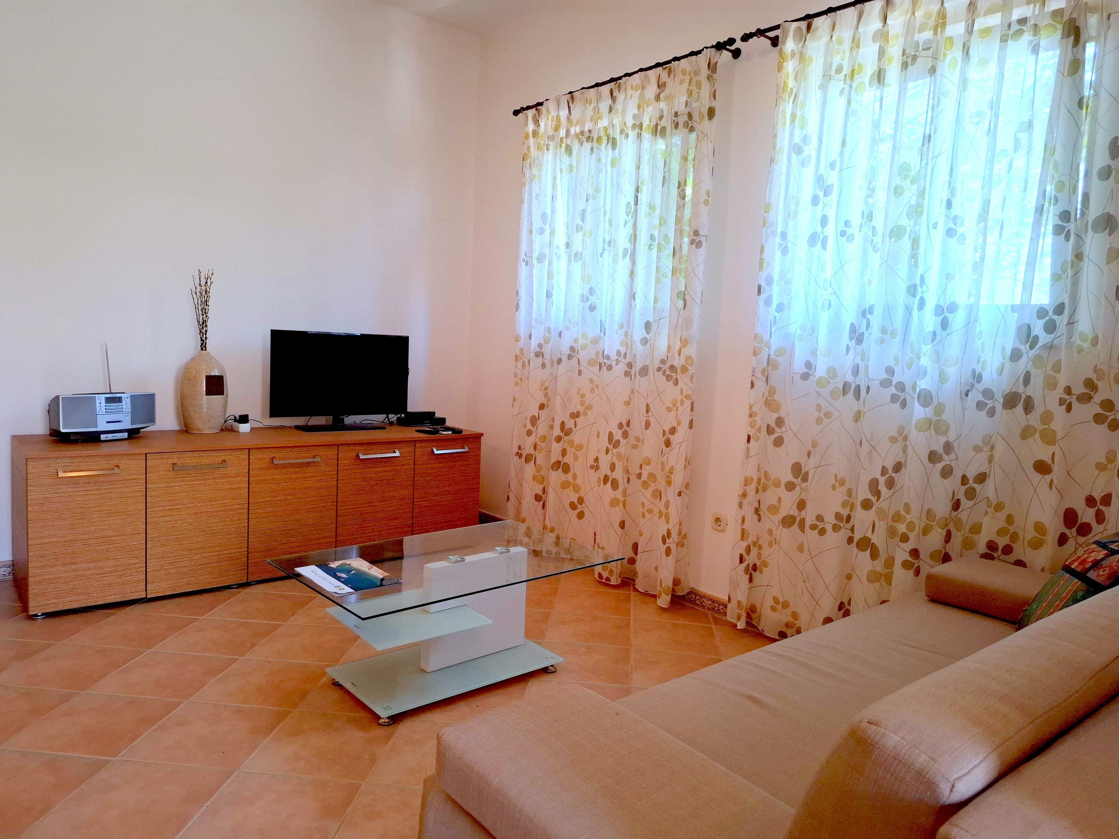 One bedroom apartment with terrace Malinska, Krk (A-25025-b)