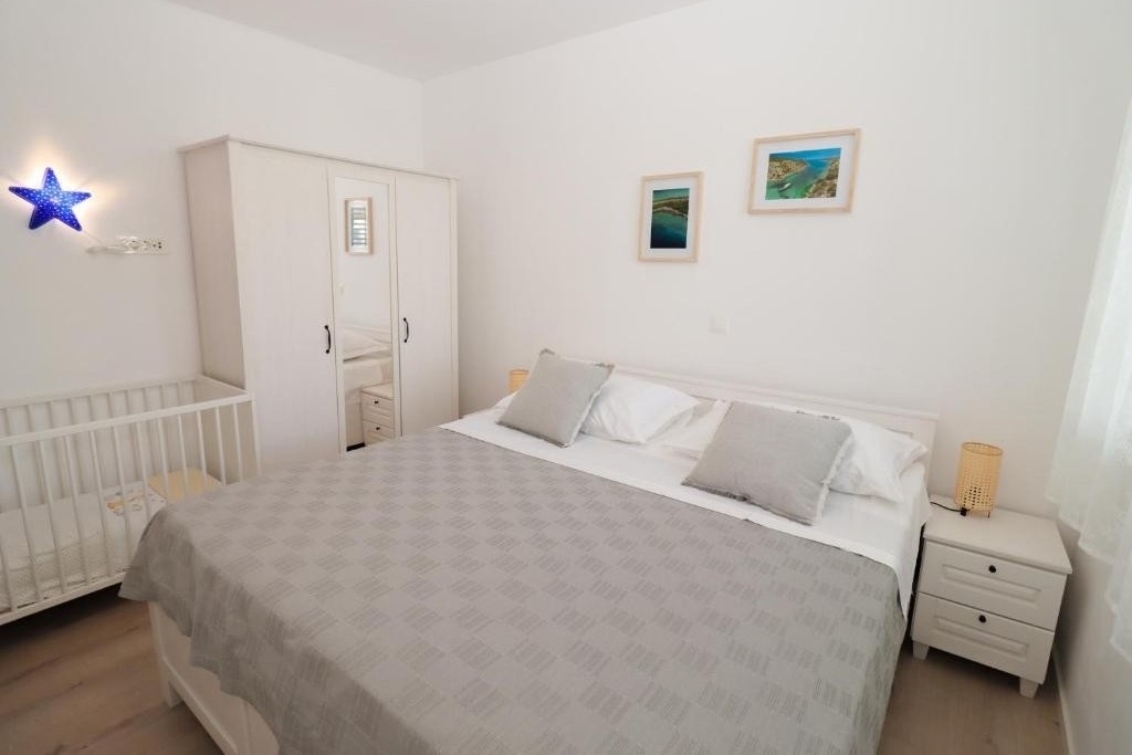 Top Šibenik Brodarica Top Šibenik Brodarica