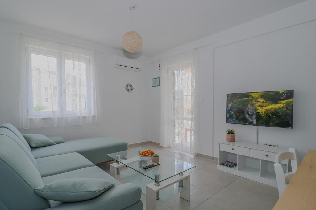 Top Šibenik Brodarica Top Šibenik Brodarica