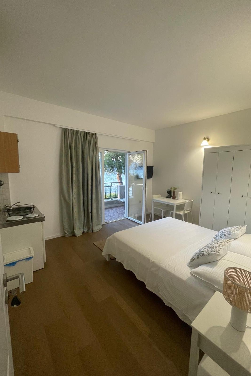 Studio flat near beach Slatine, Čiovo (AS-25031-a) Studio flat near beach Slatine, Čiovo (AS-25031-a)