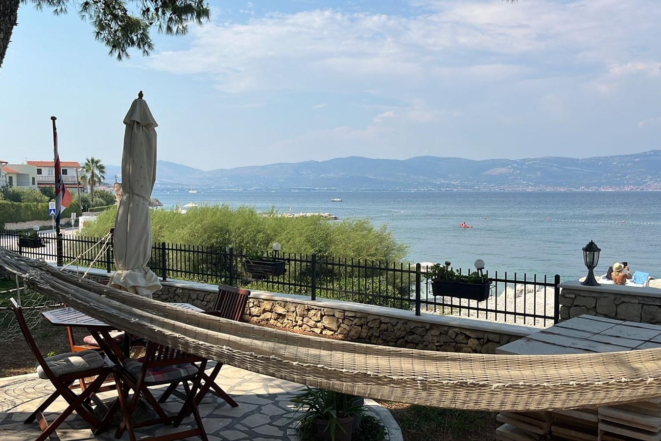 One bedroom apartment near beach Slatine, Čiovo (A-25031-c)