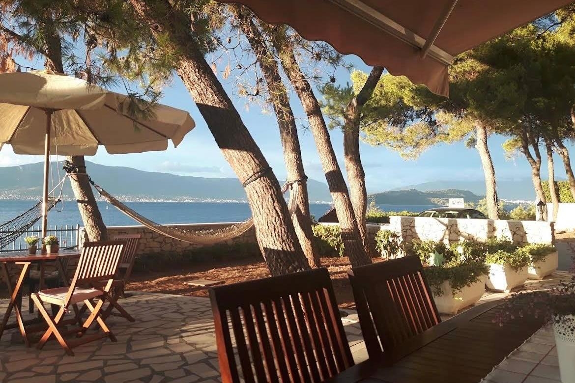 Studio flat near beach Slatine, Čiovo (AS-25031-a) Studio flat near beach Slatine, Čiovo (AS-25031-a)