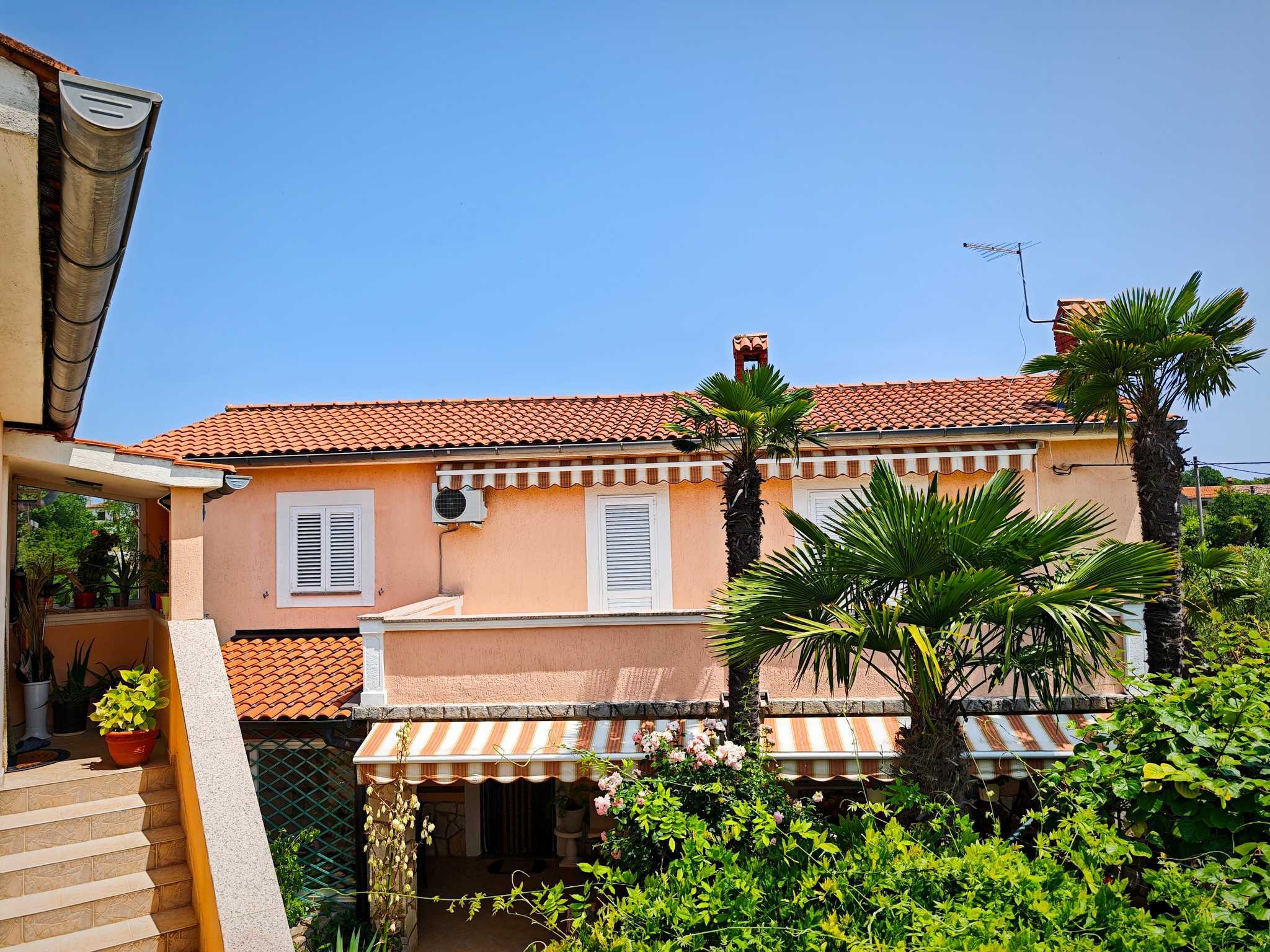 Three bedroom house with terrace Gabonjin, Krk (K-25035)