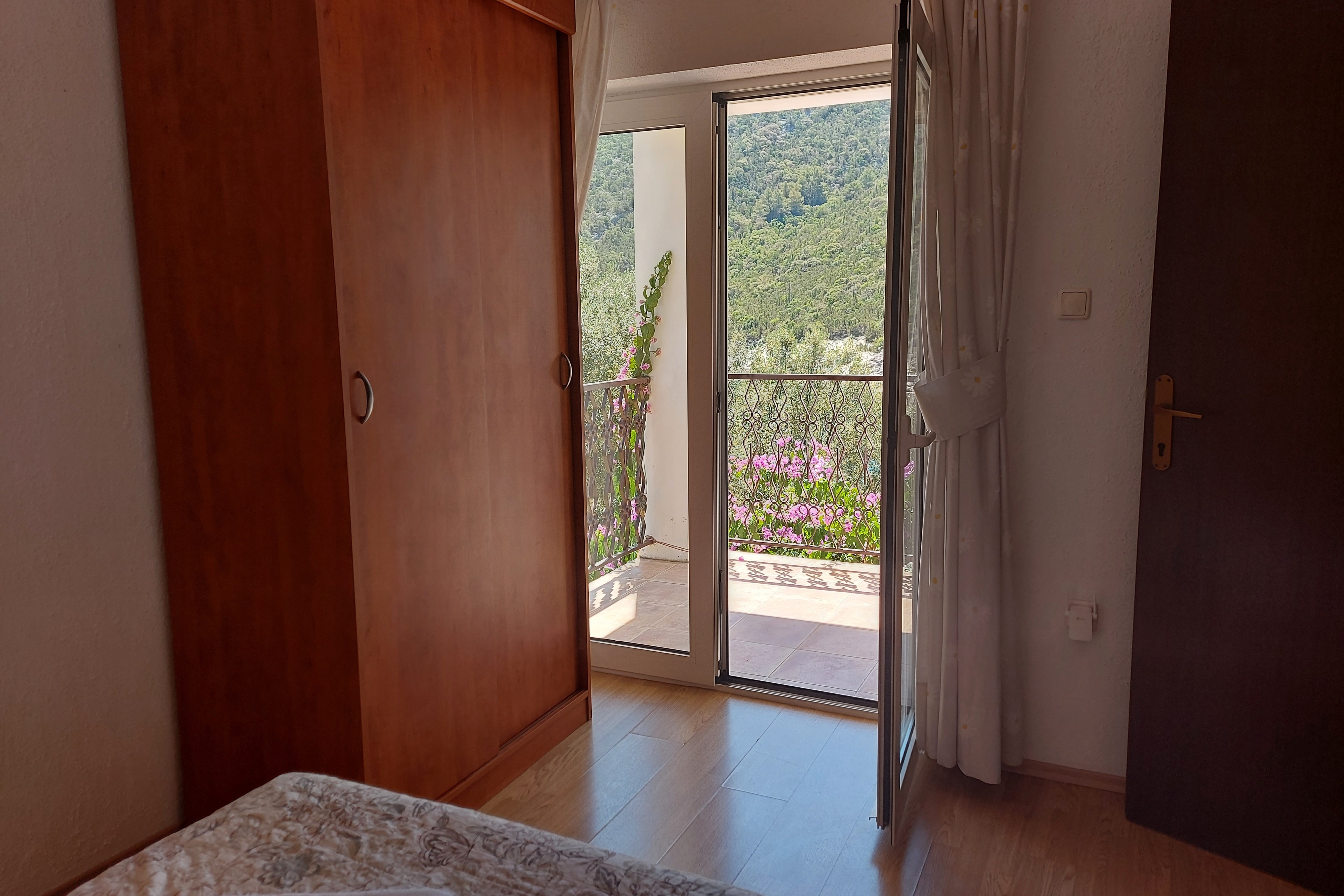 Top Hvar Zaraće (Gdinj) Top Hvar Zaraće (Gdinj)