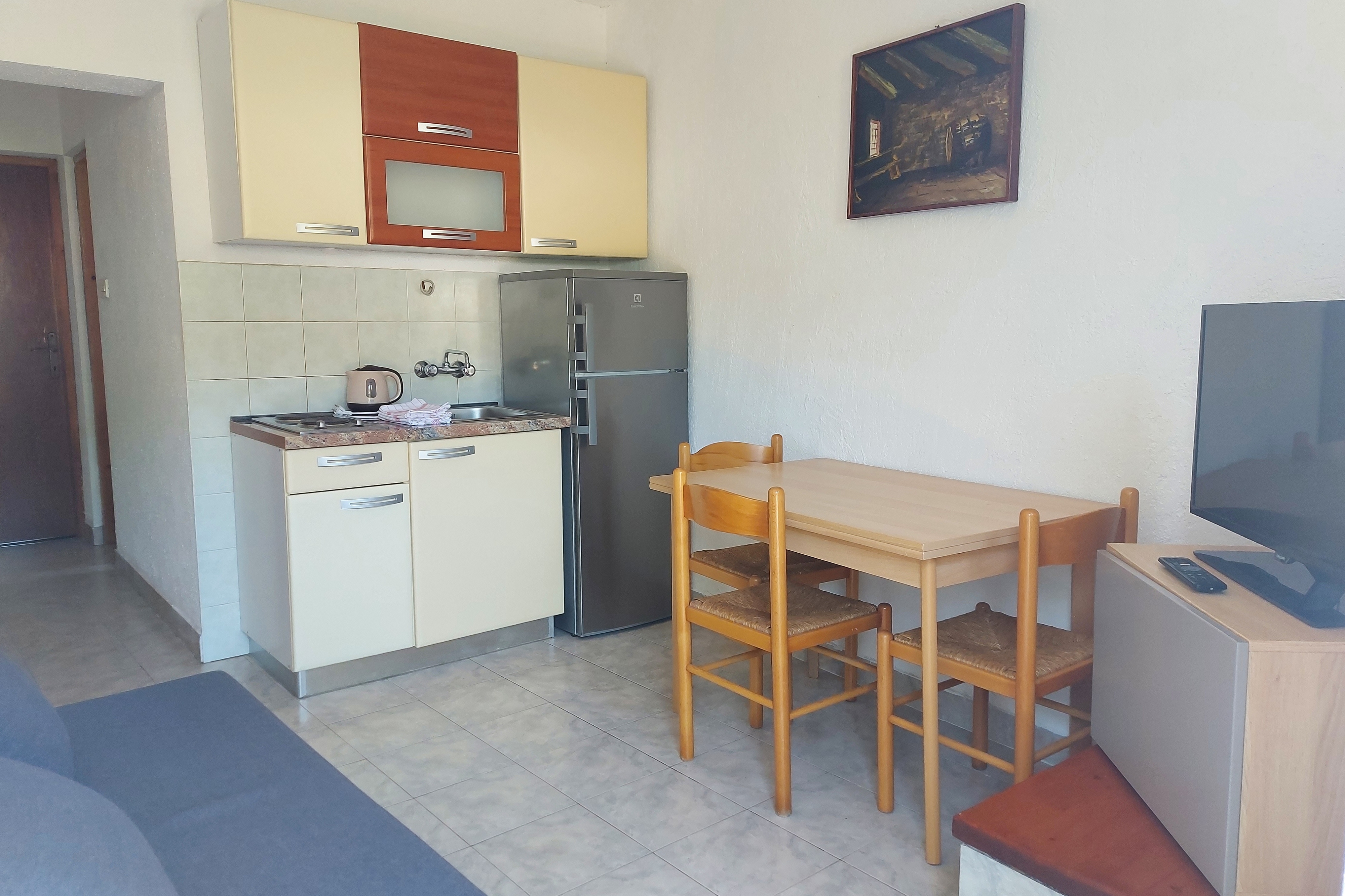 One bedroom apartment near beach Cove Zarace (Gdinj), Hvar (A-25037-c) One bedroom apartment near beach Cove Zarace (Gdinj), Hvar (A-25037-c)