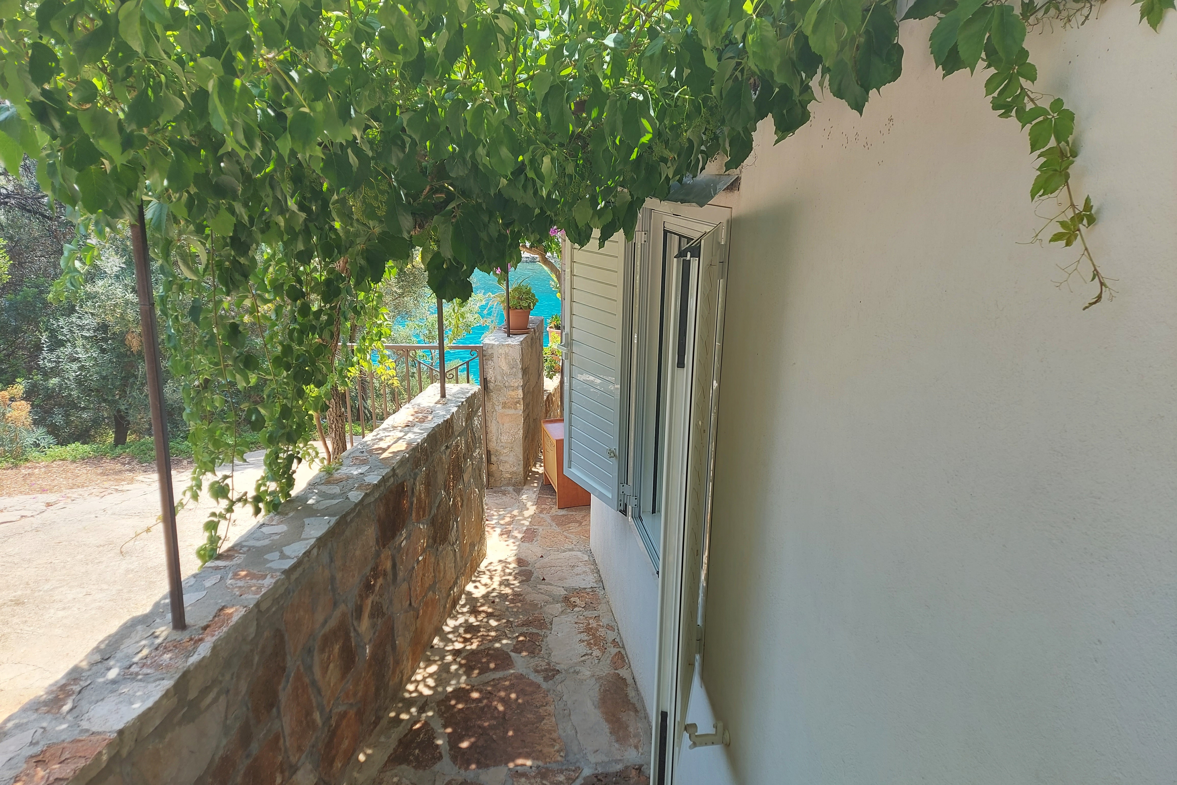 Top Hvar Zaraće (Gdinj) Top Hvar Zaraće (Gdinj)