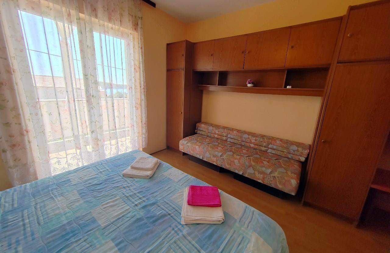 Top Rab Barbat Top Rab Barbat