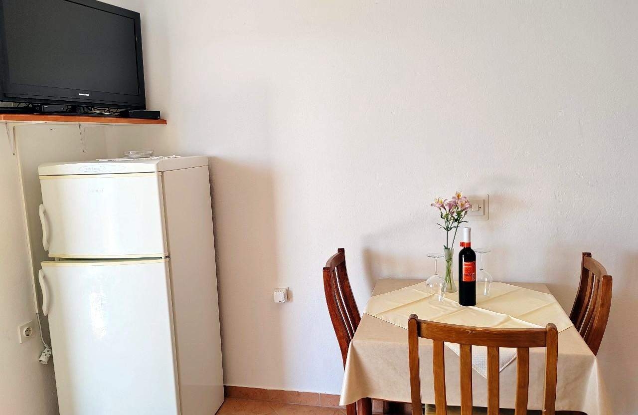 Top Rab Barbat Top Rab Barbat