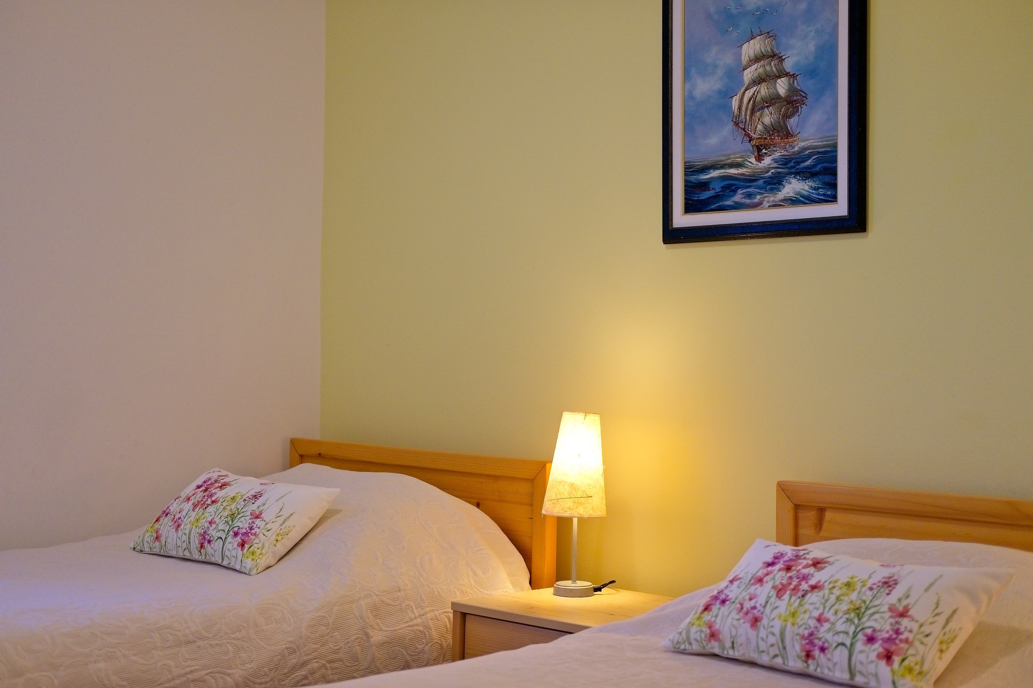 Two bedroom apartment with terrace and sea view Mali Lošinj, Lošinj  A-c