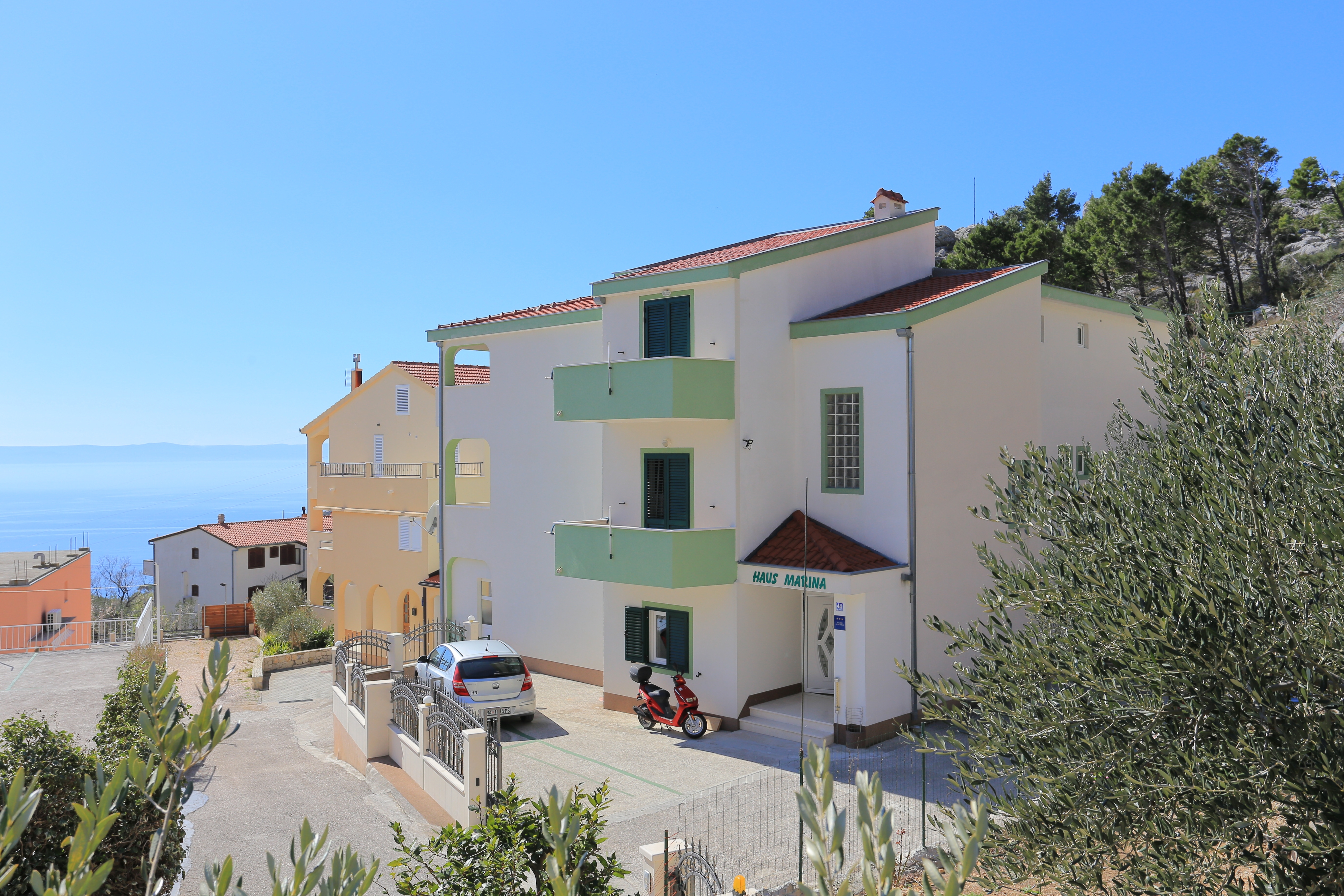 One bedroom apartment with terrace and sea view Makarska (A-25063-a) One bedroom apartment with terrace and sea view Makarska (A-25063-a)