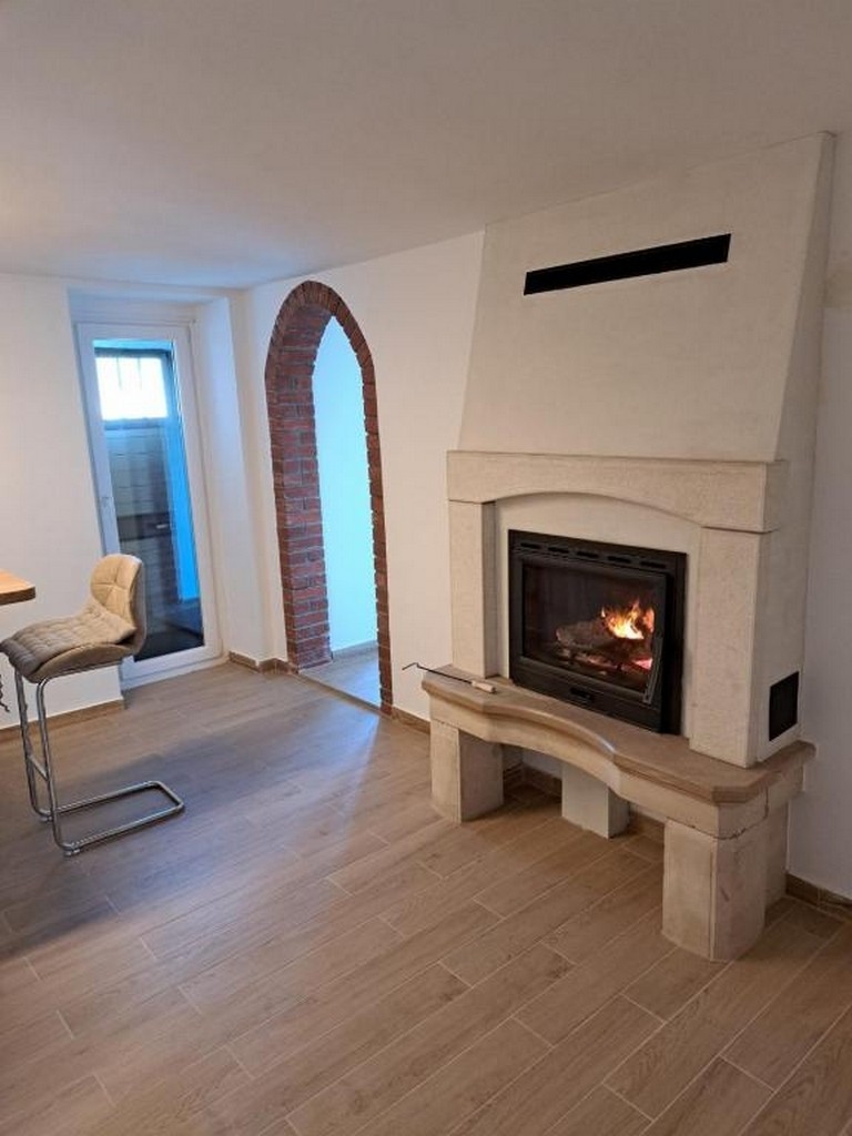 Top Cres Stivan Top Cres Stivan