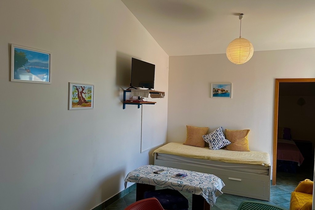 One bedroom apartment with balcony and sea view Rab (A-25079-d) One bedroom apartment with balcony and sea view Rab (A-25079-d)