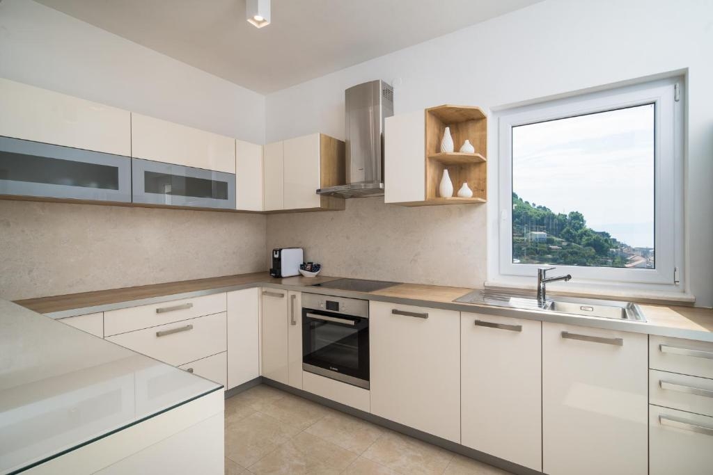 Top Split Podstrana Top Split Podstrana