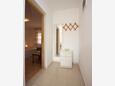 Hallway Cres, Hallway in the apartment, (pet friendly) and WiFi.