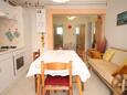 Jídelna Cres, Jídelna v ubytování typu apartment, domácí mazlíčci povoleni a WiFi.