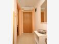 Hallway Cres, Hallway in the apartment, air condition available, (pet friendly) and WiFi.