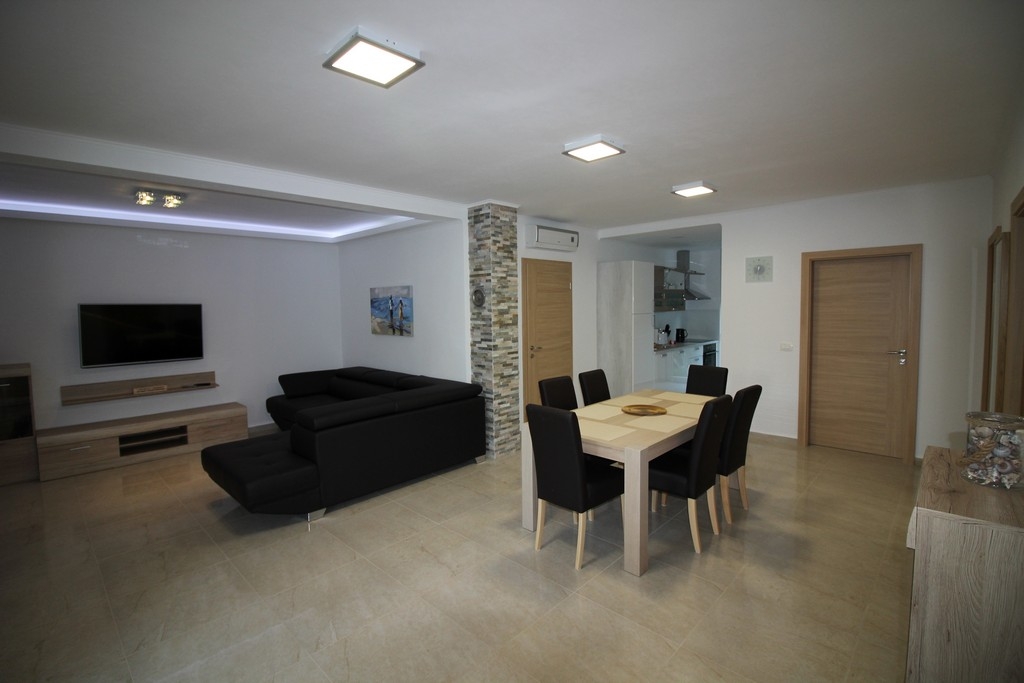 Two bedroom apartment with terrace Umag (A-25114-b) Two bedroom apartment with terrace Umag (A-25114-b)