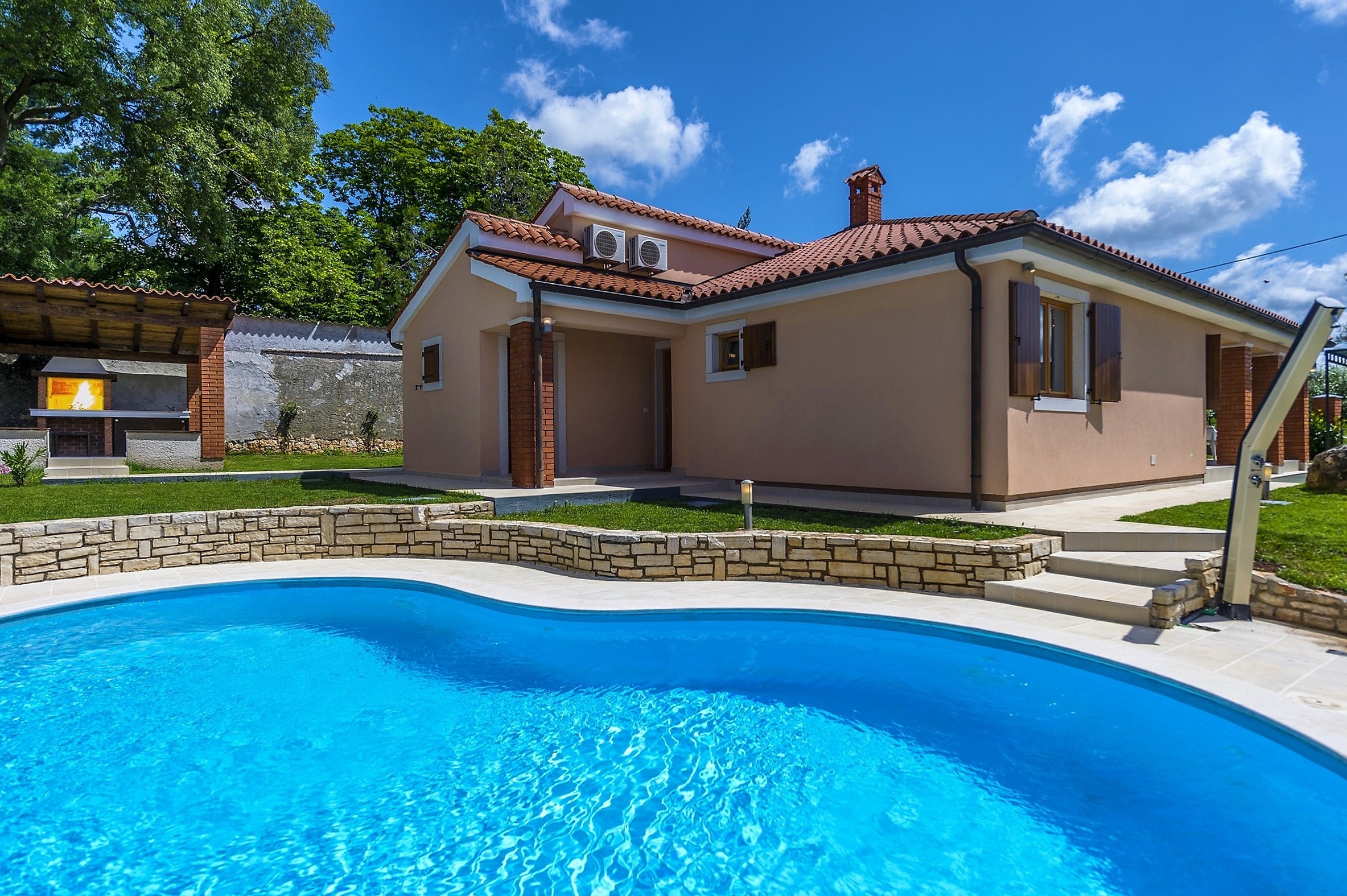 Three bedroom house with terrace Višnjan, Central Istria - Središnja Istra (K-25128)