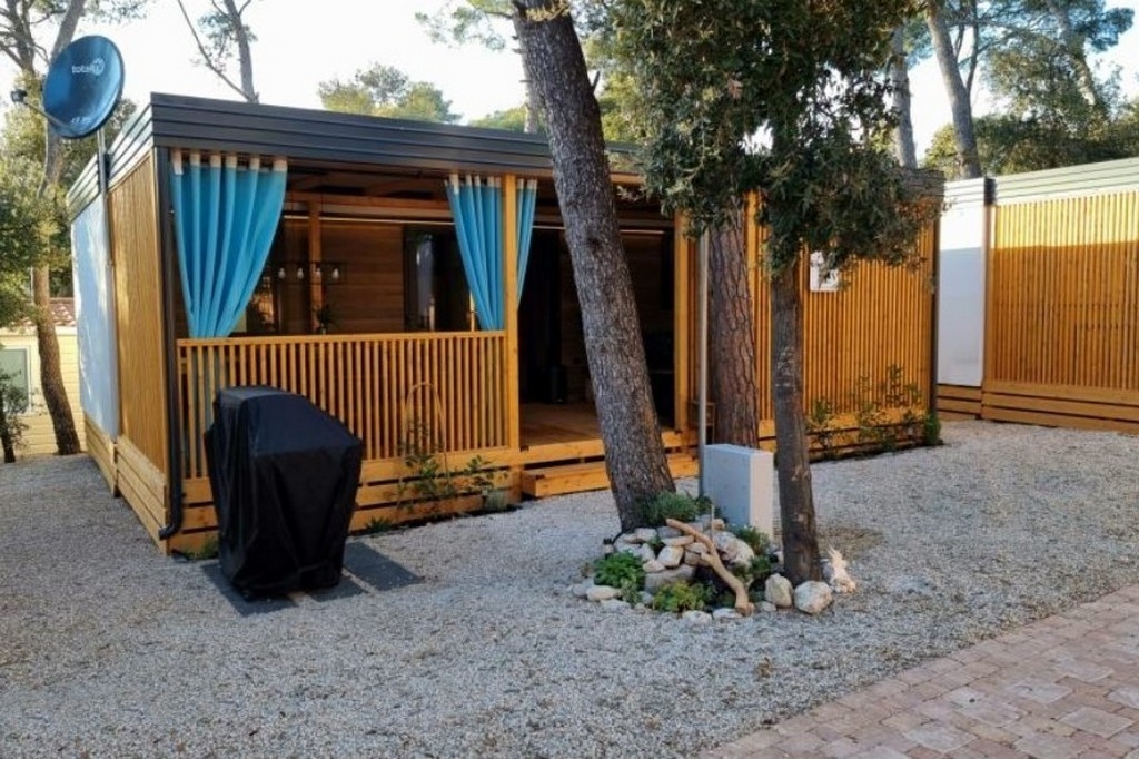 Two bedroom apartment with terrace Biograd na Moru, Biograd (A-25131-a)