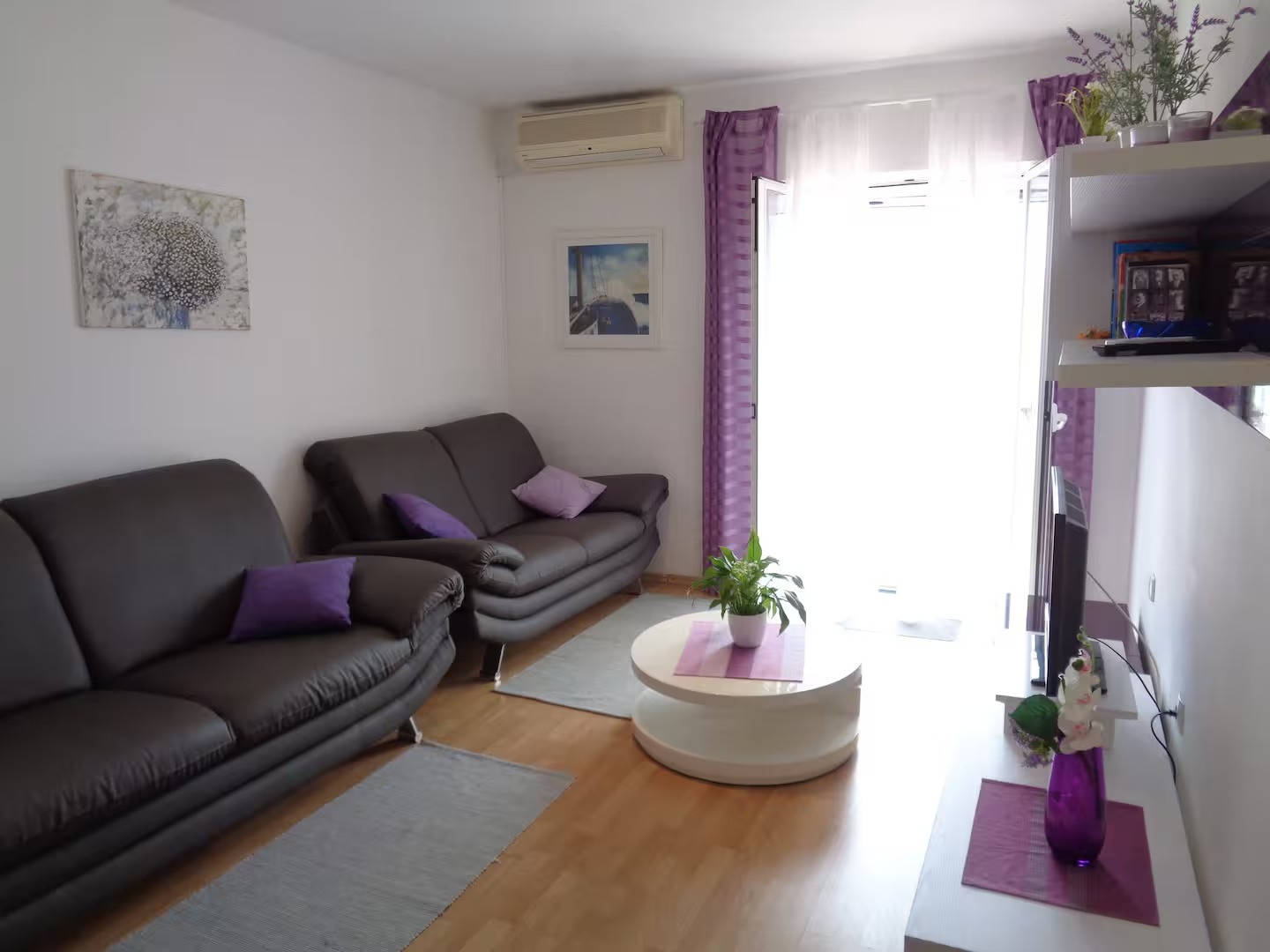 Three bedroom apartment near beach Kneža, Korčula (A-25133-a) Three bedroom apartment near beach Kneža, Korčula (A-25133-a)