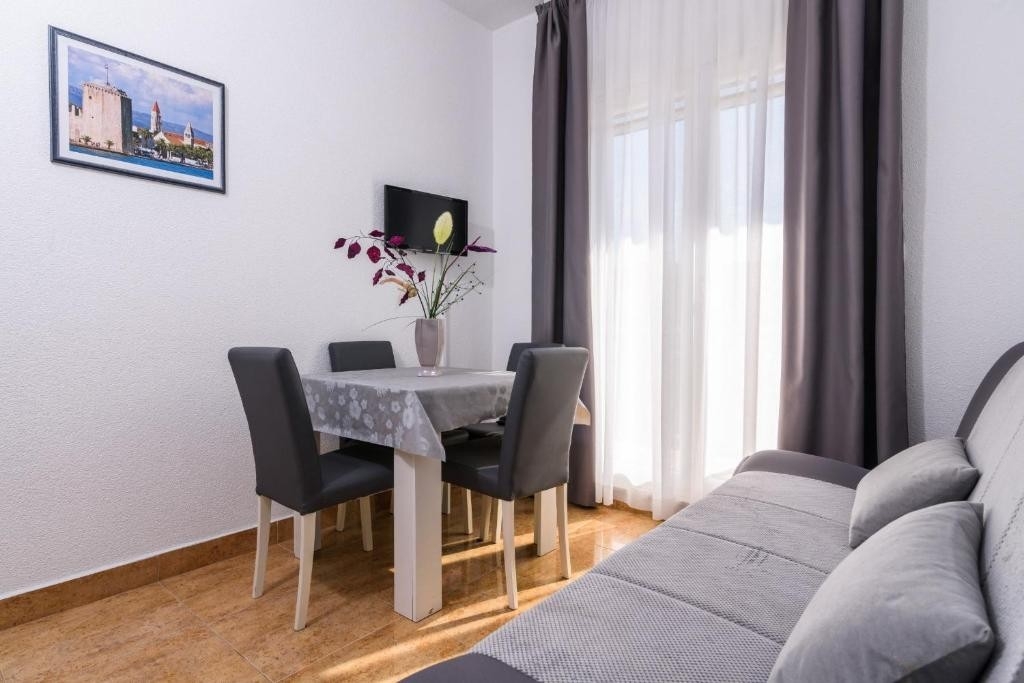 Top Trogir Marina Top Trogir Marina