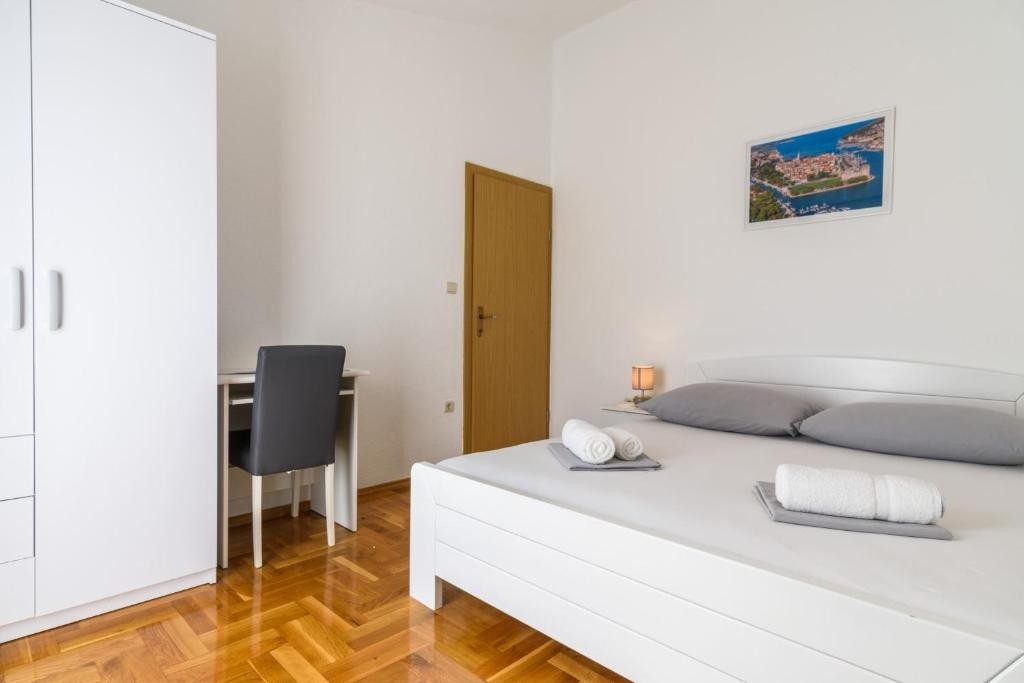 Top Trogir Marina Top Trogir Marina