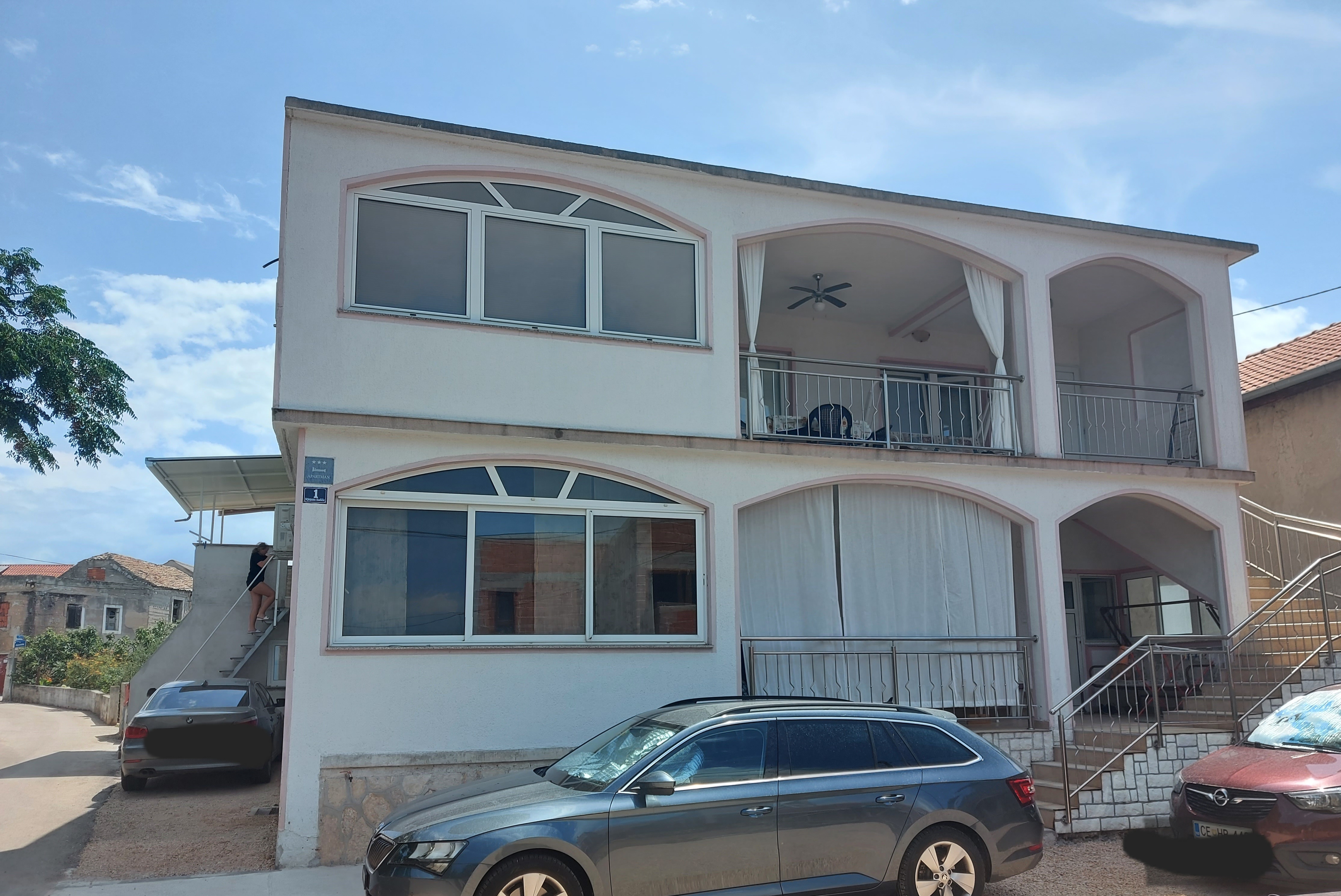 Two bedroom apartment with terrace Pirovac, Šibenik (A-25146-a)