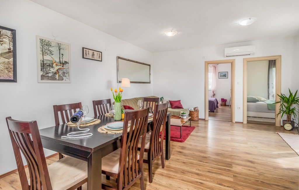 Top Novi Vinodolski Top Novi Vinodolski