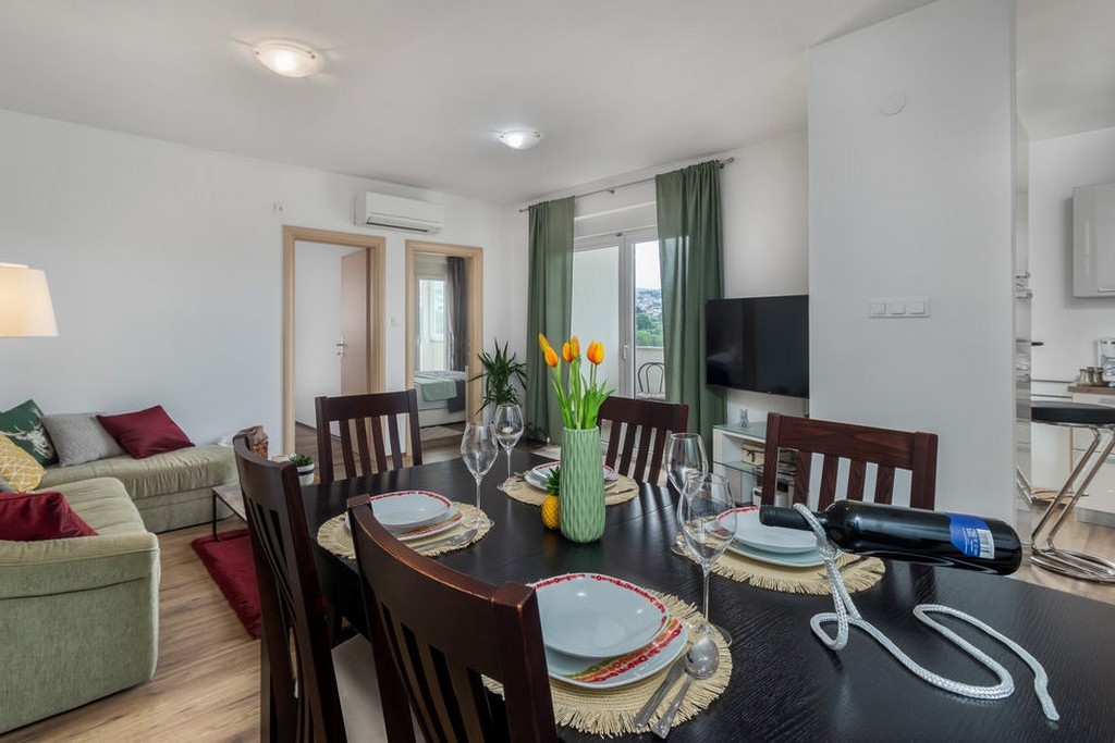 Top Novi Vinodolski Top Novi Vinodolski