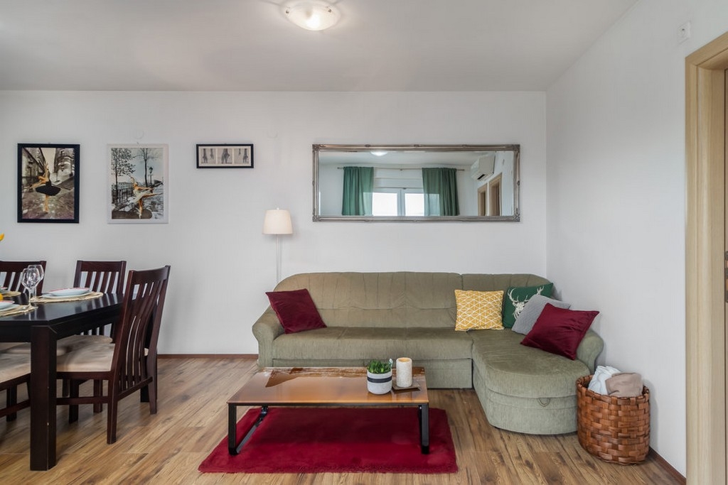 Two bedroom apartment with balcony Novi Vinodolski (A-25152-a) Two bedroom apartment with balcony Novi Vinodolski (A-25152-a)