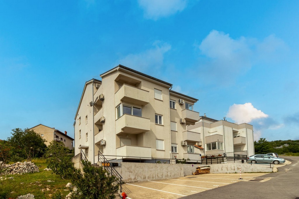 Two bedroom apartment with balcony Novi Vinodolski (A-25152-a) Two bedroom apartment with balcony Novi Vinodolski (A-25152-a)