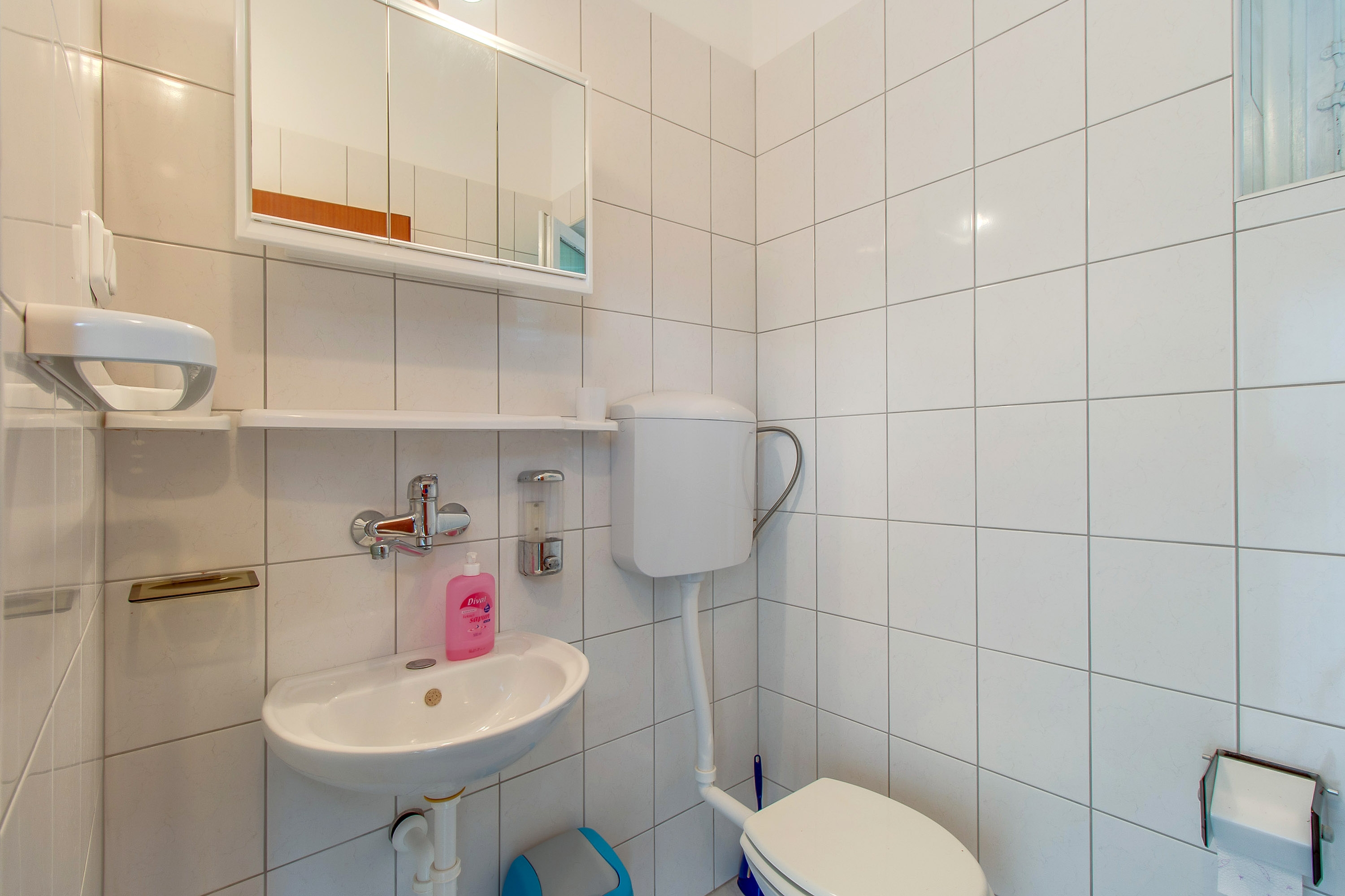 Two bedroom apartment with terrace Nerezine, Lošinj  A-b