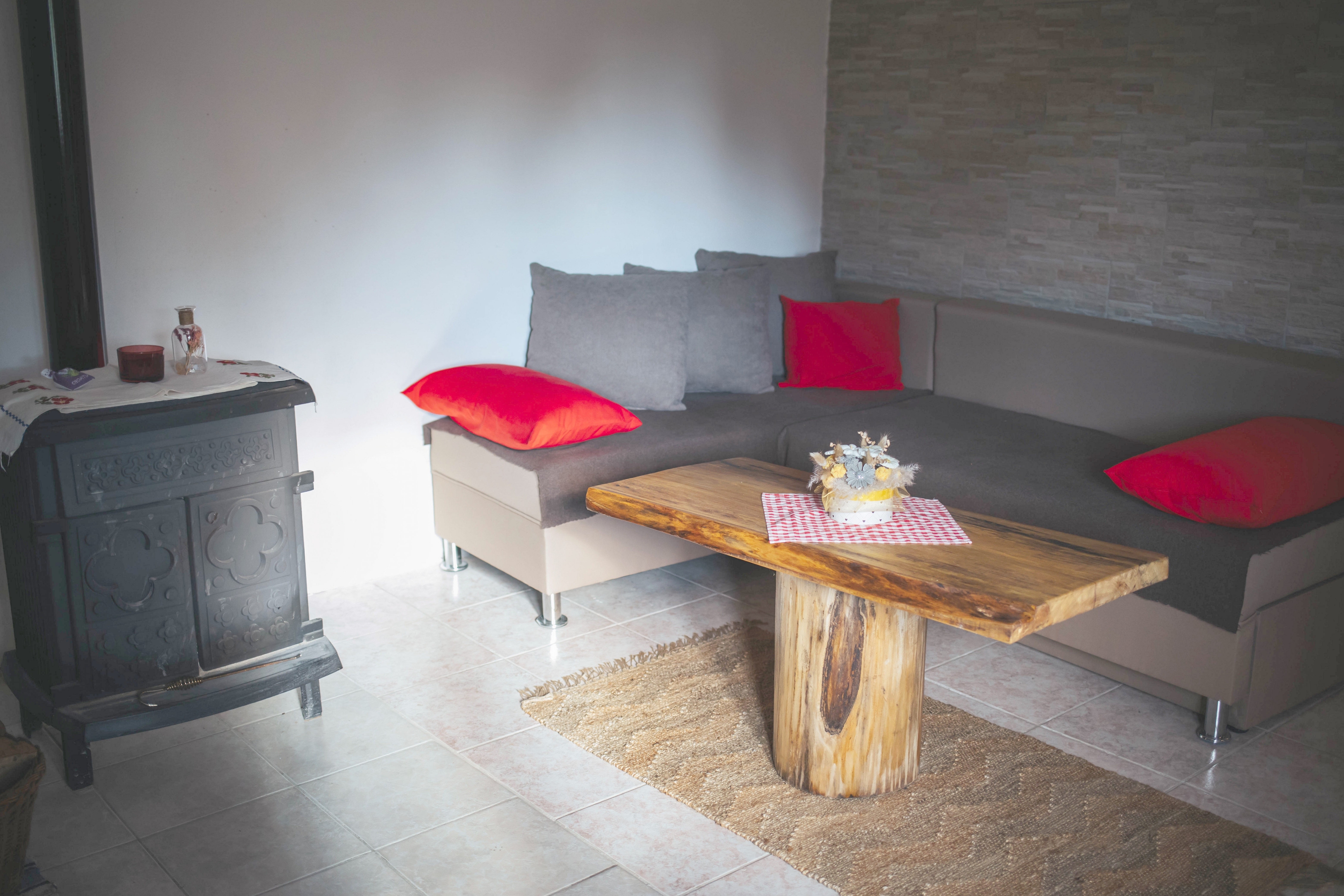 Two bedroom house with terrace Trebež, Moslavina (K-25168)