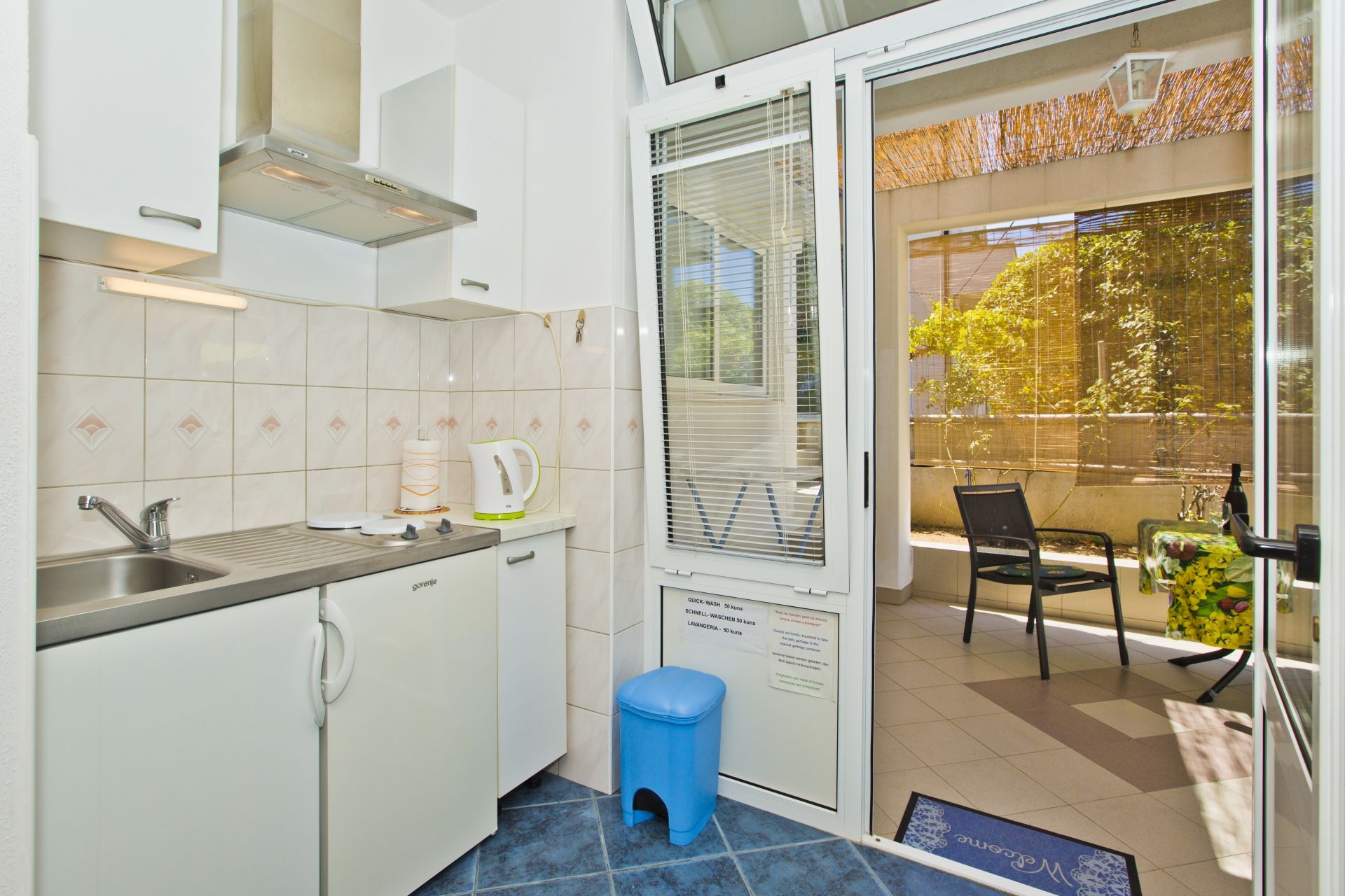 Studio flat with terrace Hvar (AS-25169-a) Studio flat with terrace Hvar (AS-25169-a)