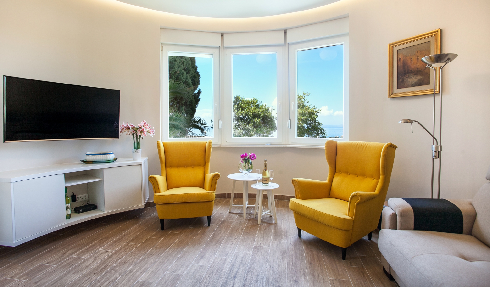 One bedroom apartment near beach Split (A-25176-a) One bedroom apartment near beach Split (A-25176-a)